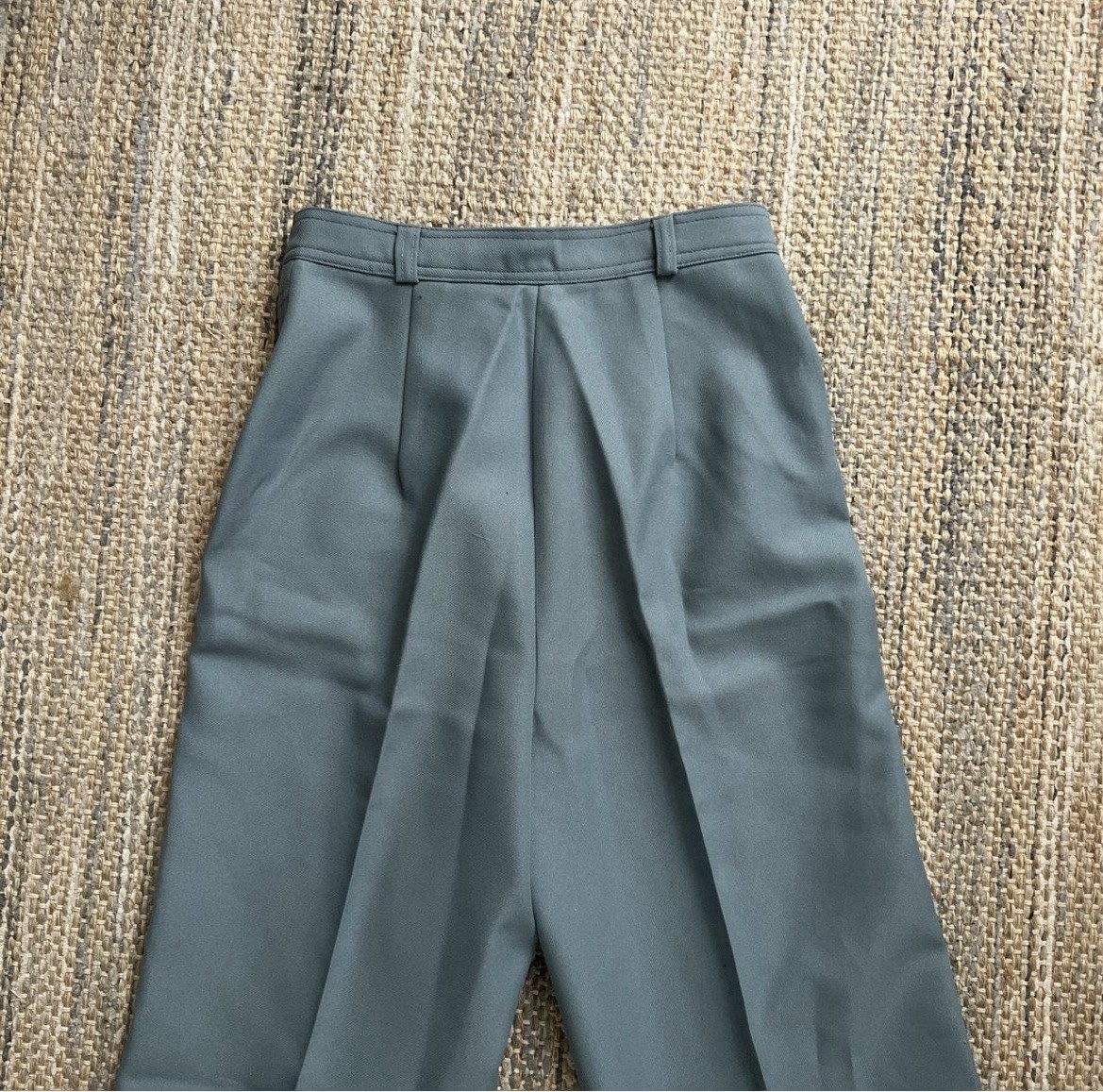 Vintage 1940s Sea Foam/Teal Pleaded Pants Inseam: 32” Waist: 24”