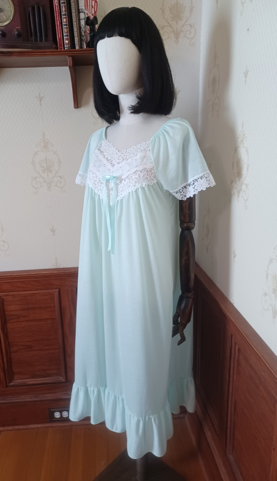 Vintage 1980s/90s Ashley Taylor II Pale Green Cottagecore Victorian Summer Gown