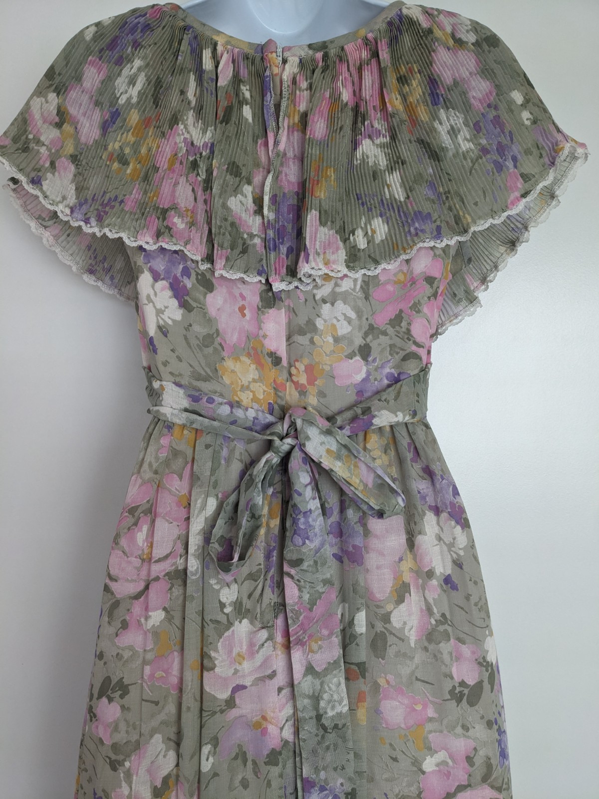 Candi Jones Vintage 70s Cottagecore Prairie maxi dress floral ruffle boho USA