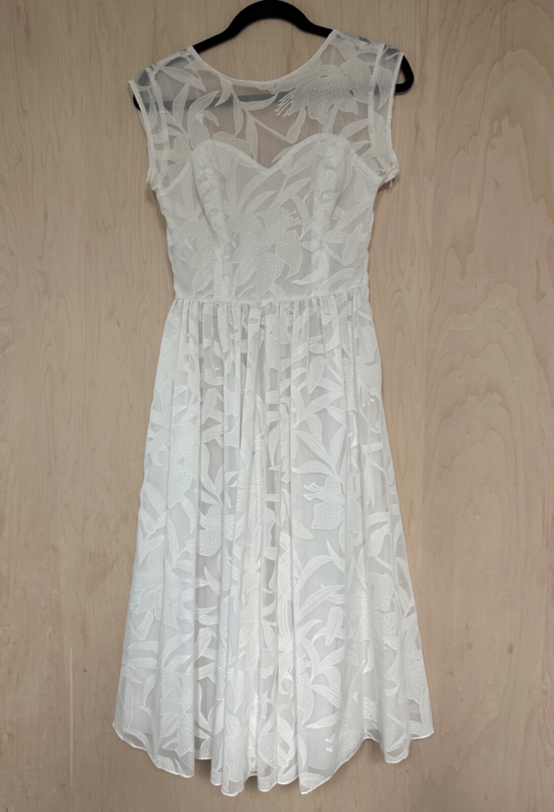Vintage s.g.gilbert White Lilies Tea Length Dress