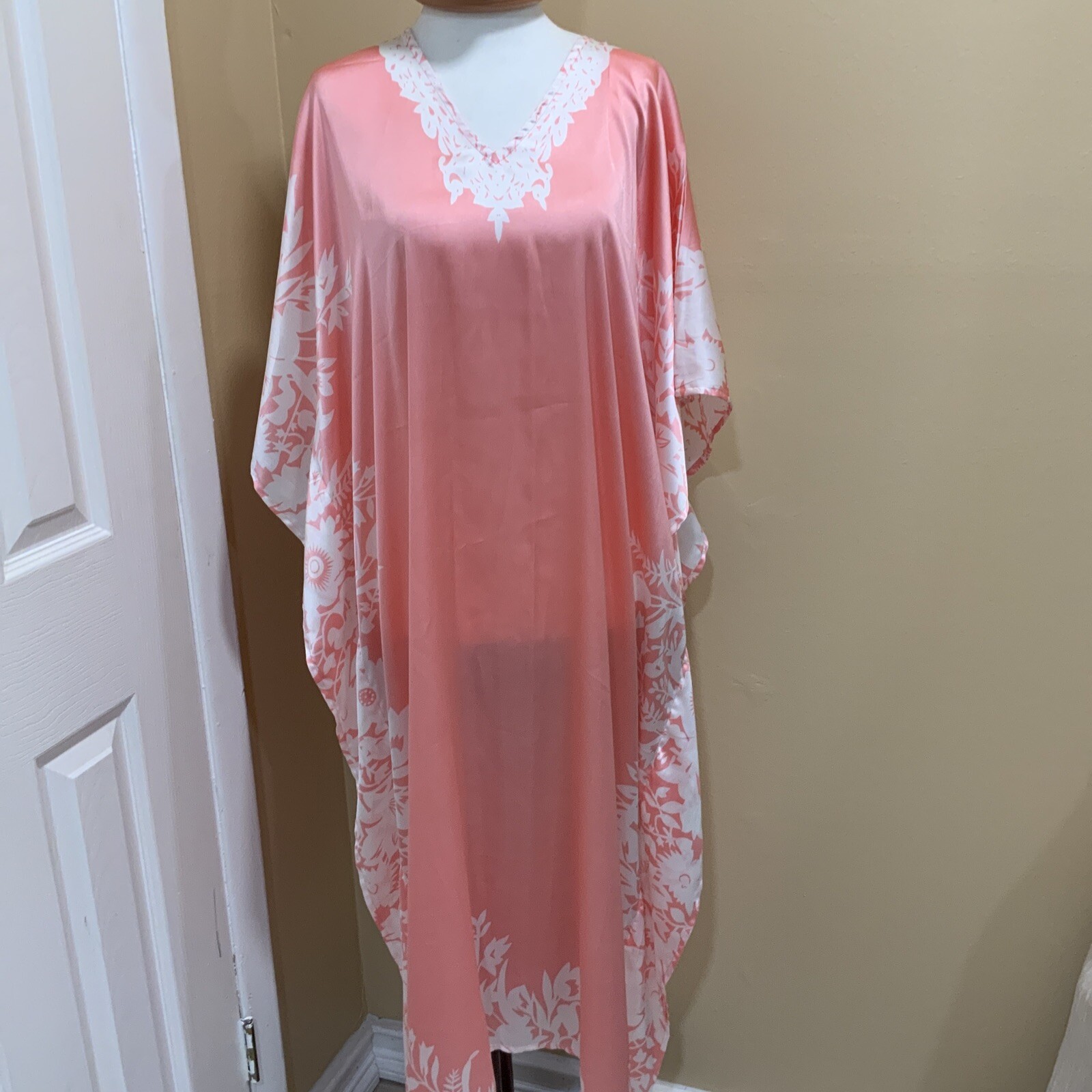 LONG SATIN GOWN~WOMANS MIDNIGHT VELVET~ SHINY pink/white NIGHTIE~one size