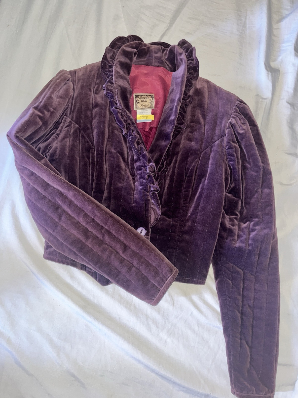 Gunne Sax 1970s Vintage Victorian Inspired Purple Velvet Cropped Riding Jacket