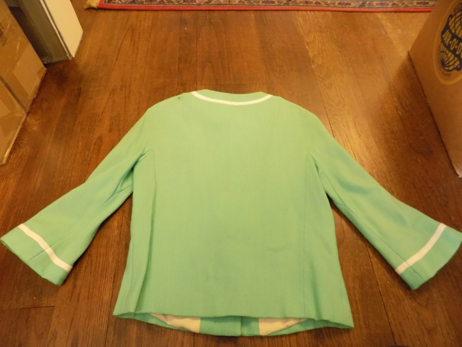 I.magnin & Co Jacket light Green White Piping & Bow ADORABLE Vtg Retro 1960s 60s