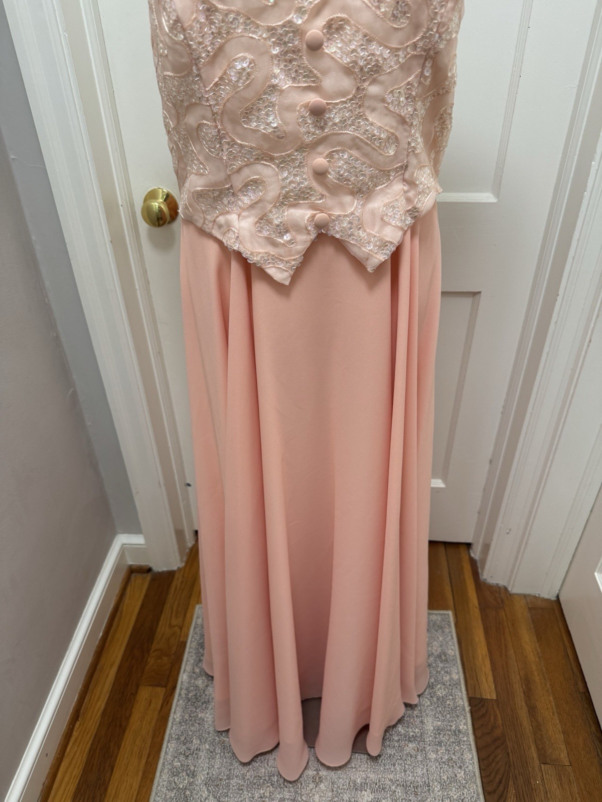 VTG 90s Faviana New York Halter Gown Peach Sequin Backless Maxi Dress Size 13/14