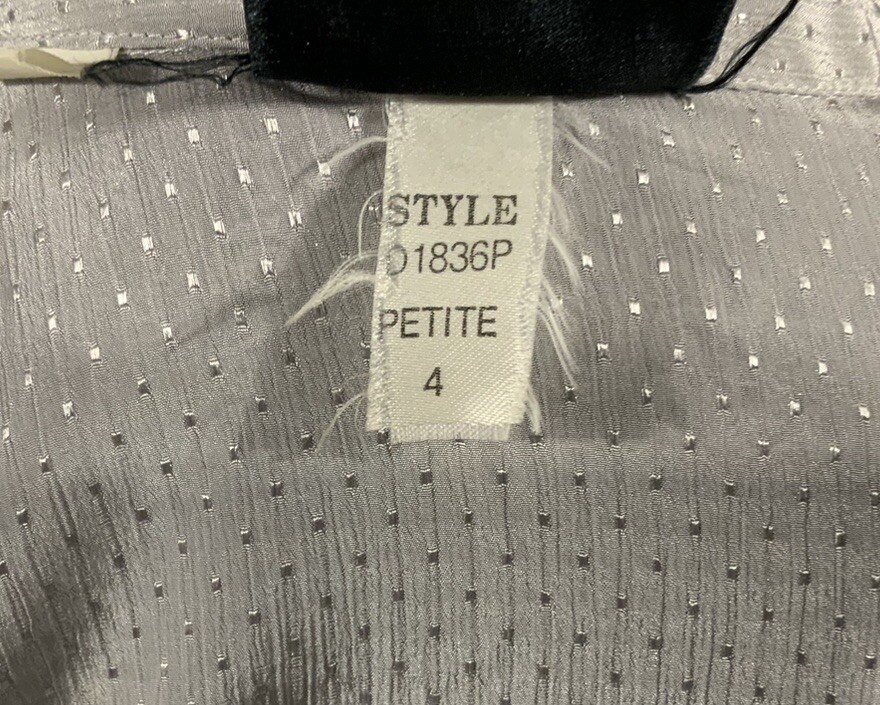 Vintage OUI Petites by tan jay Button Down Blouse – Silver SZ:4P # 1884N