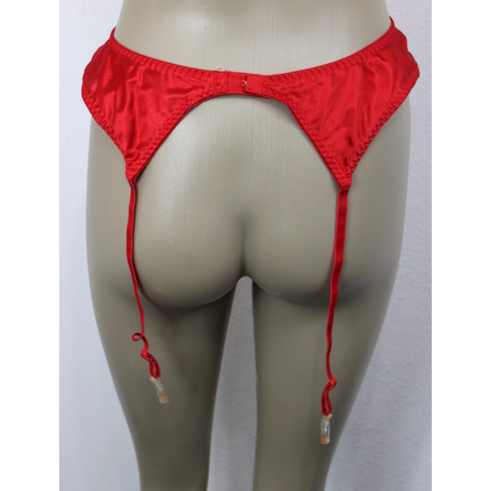 Vintage LILY of FRANCE Red Lace Garter Belt Size L