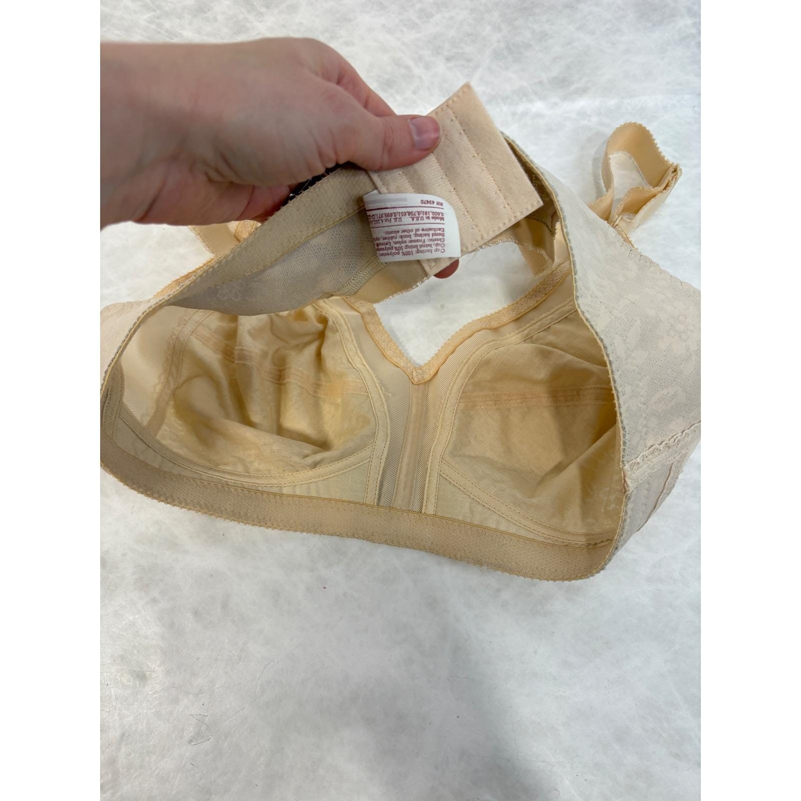 Vintage Montgomery Ward Lace Wireless Bra 38B Nude Tan Made in USA 11882 Retro