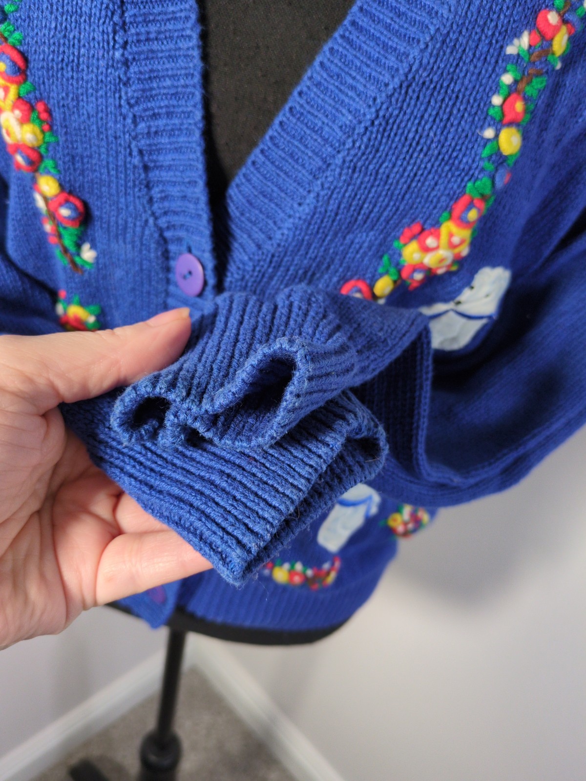 Vintage Margules Knit Cardigan Blue With Floral Embroidery, White Bears Women M