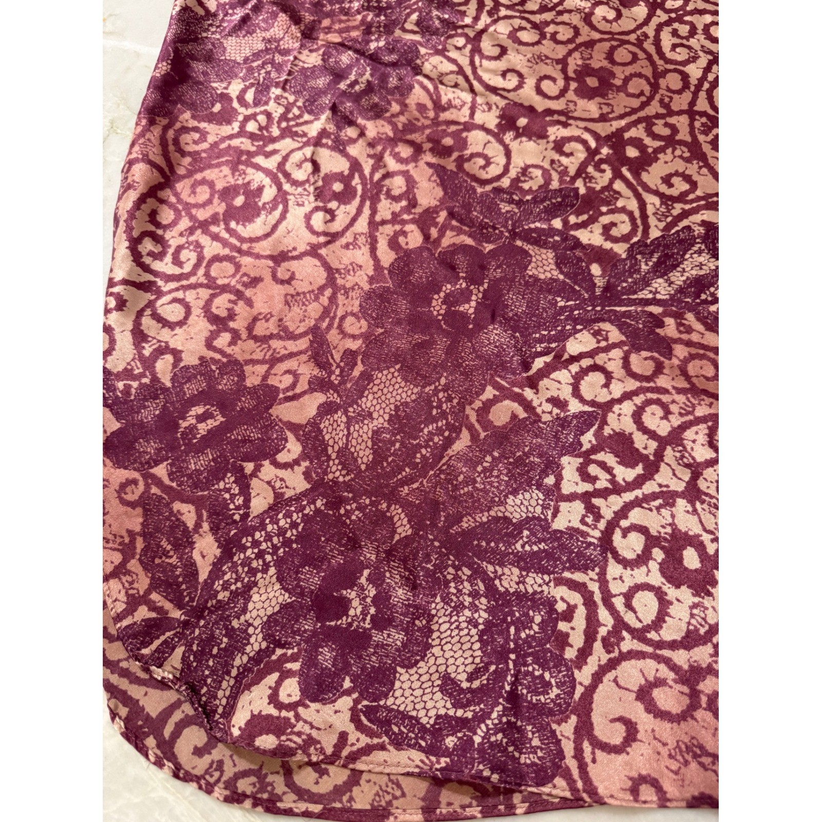 California Dynasty Vintage Mauve Floral Satin Nightgown V-Neck Chemise Sleepwear