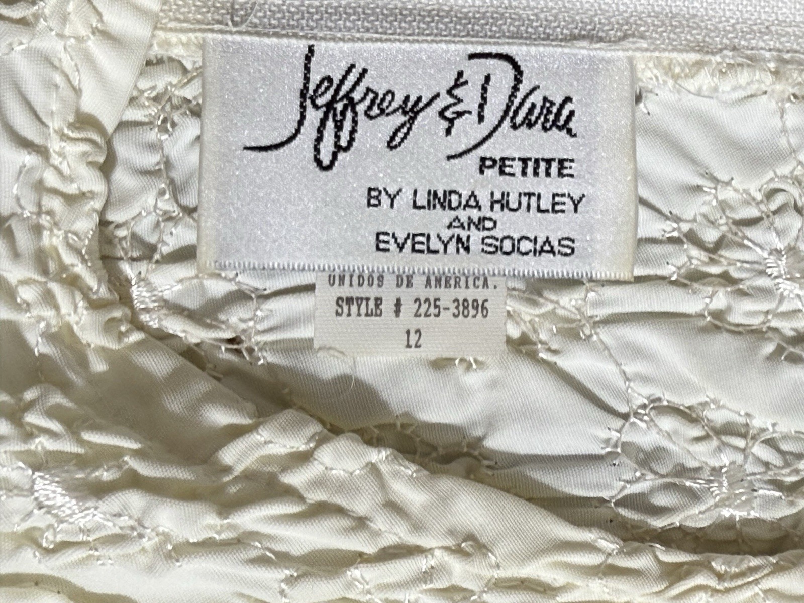 Jeffery & Dara P-12 Cream Short Sleeve Jumpsuit Textured Bodice Empire Waist EUC