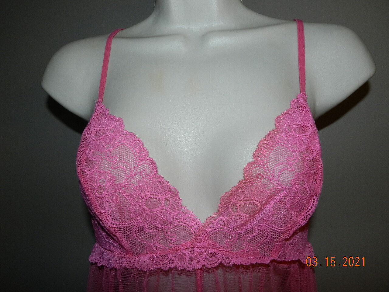 VICTORIA’S SECRET BABYDOLL BRIGHT PINK MESH LACE S