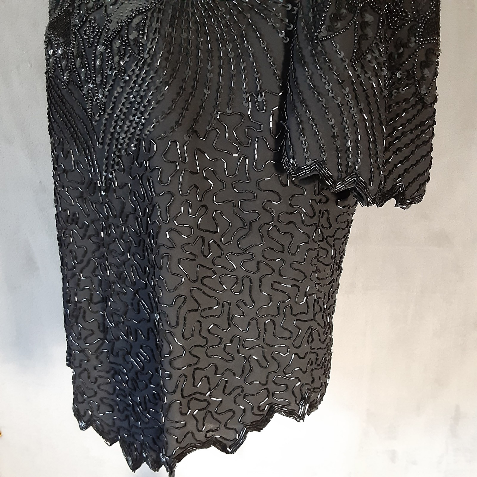 Laurence Kazar Black Beaded Formal V’ed Hem Top 1X (RUNS Small) New Vintage