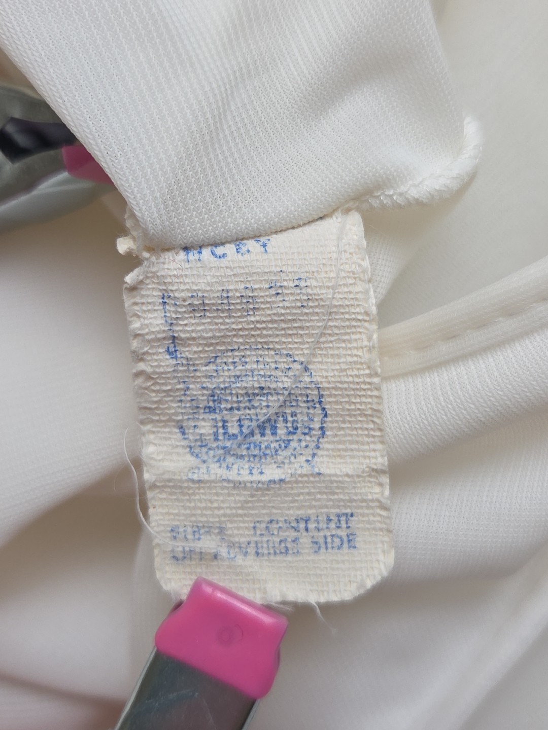 Vtg Miss Elaine White Embroidered Ruffle Partial Sweep Layered Chiffon Size M