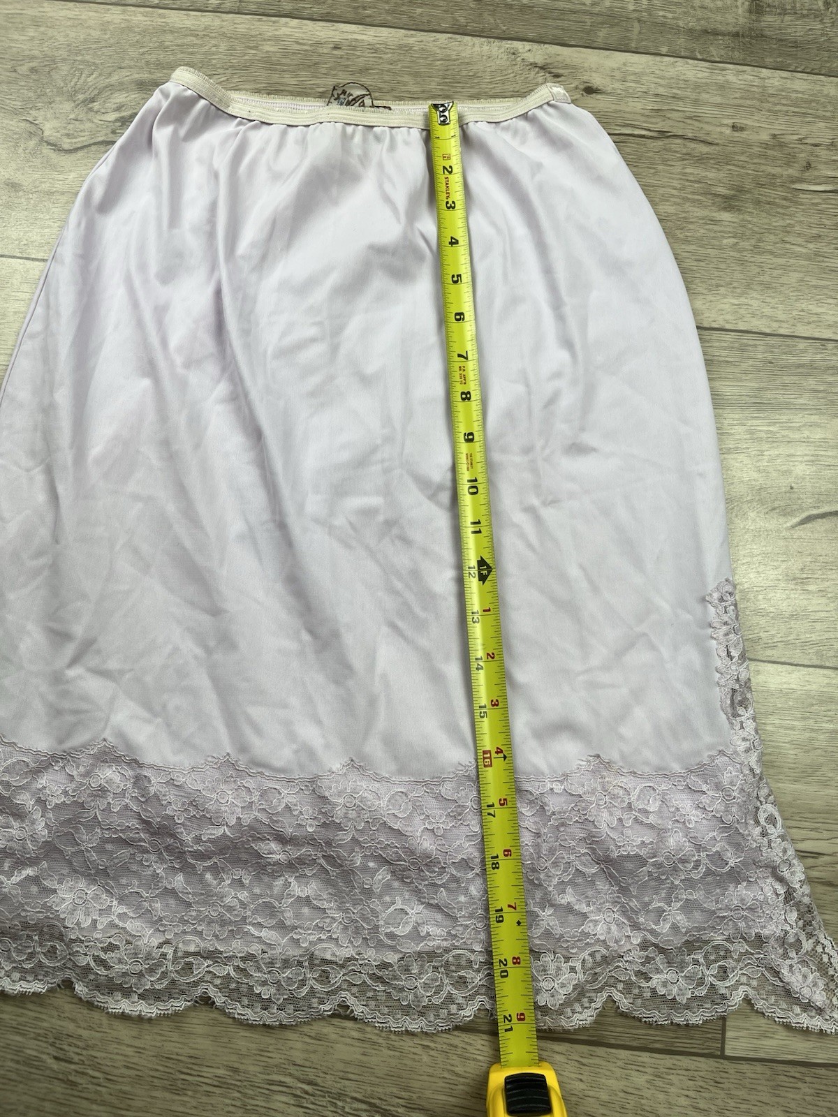 Vintage Vassarette Lingerie Half Slip Light Purple Lilac Slit Lace Short Small