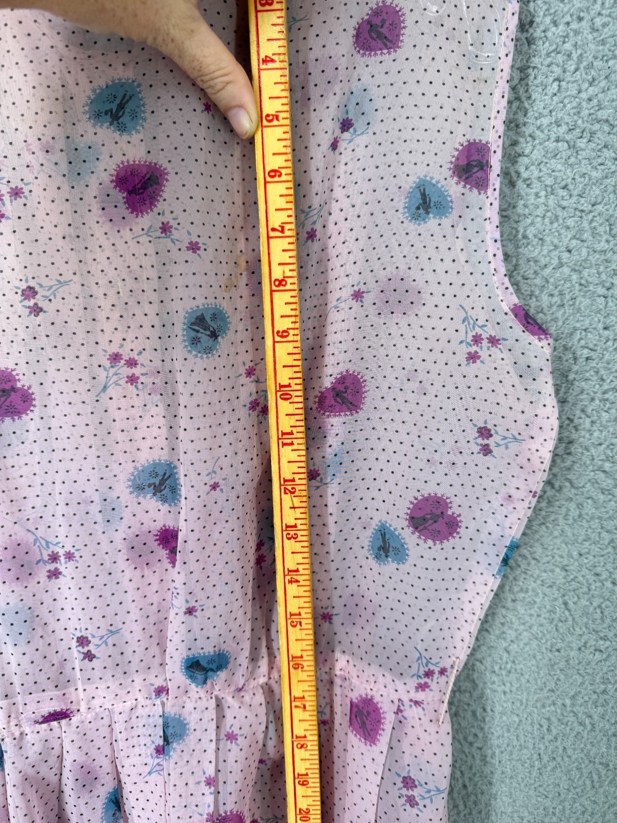 Vintage 30’s Shirt Dress Size M Button Front Casual Sheer Heart Motif Collared