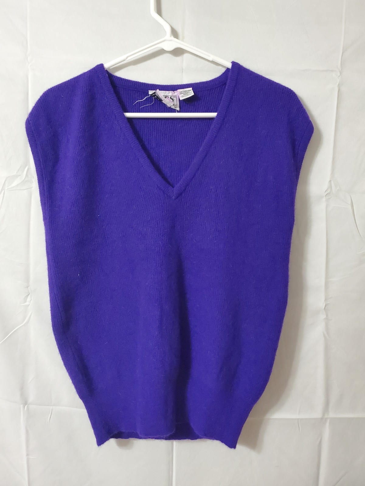 Russ Petites Vintage Lambswool Rabbit Vest Women’s Medium Purple V Neck Pullover