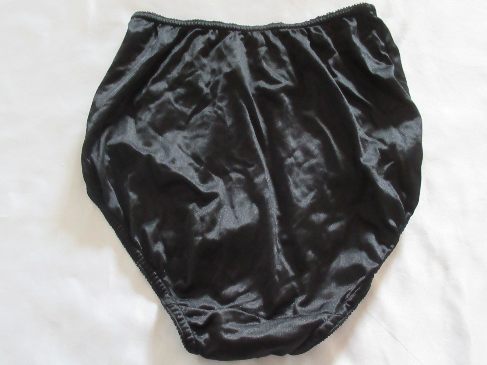 Vintage Warners nylon PERFECT MEASURE Panties size S brief 1990s NWOT black