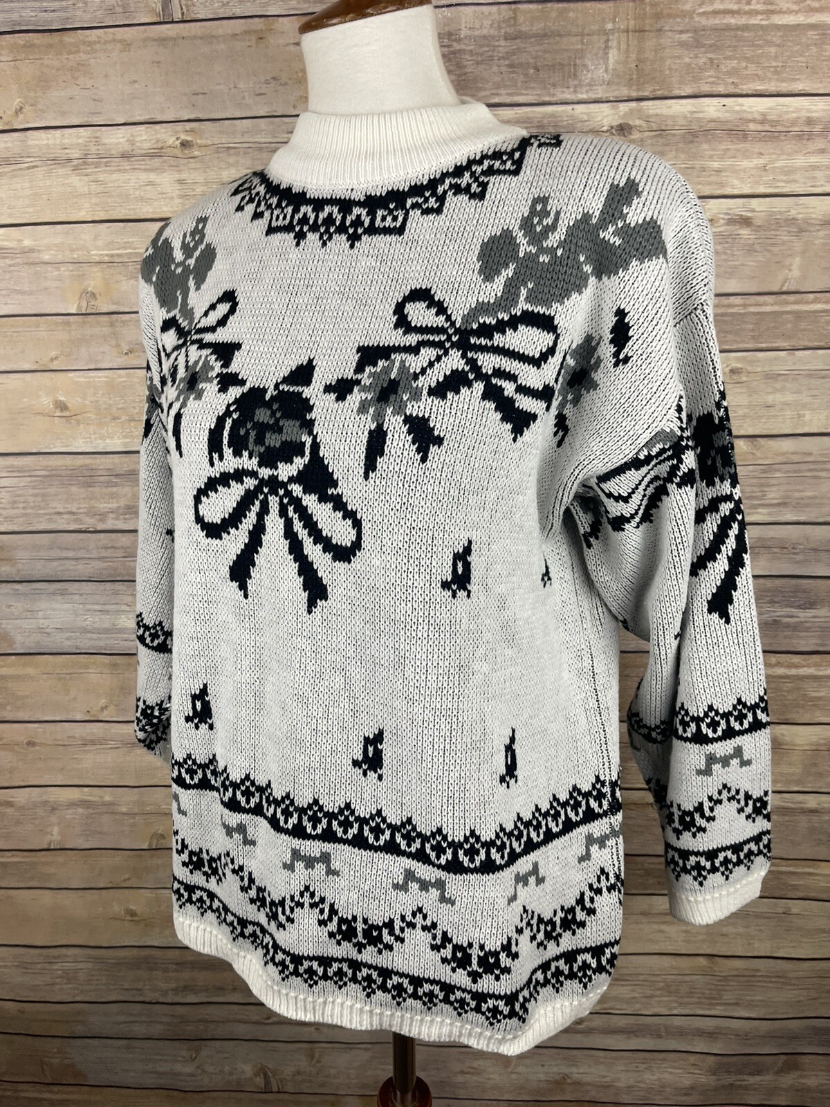 Vintage Jamie Scott Large ? Sweater Cherub Floral Bows White Black Gray 90’s
