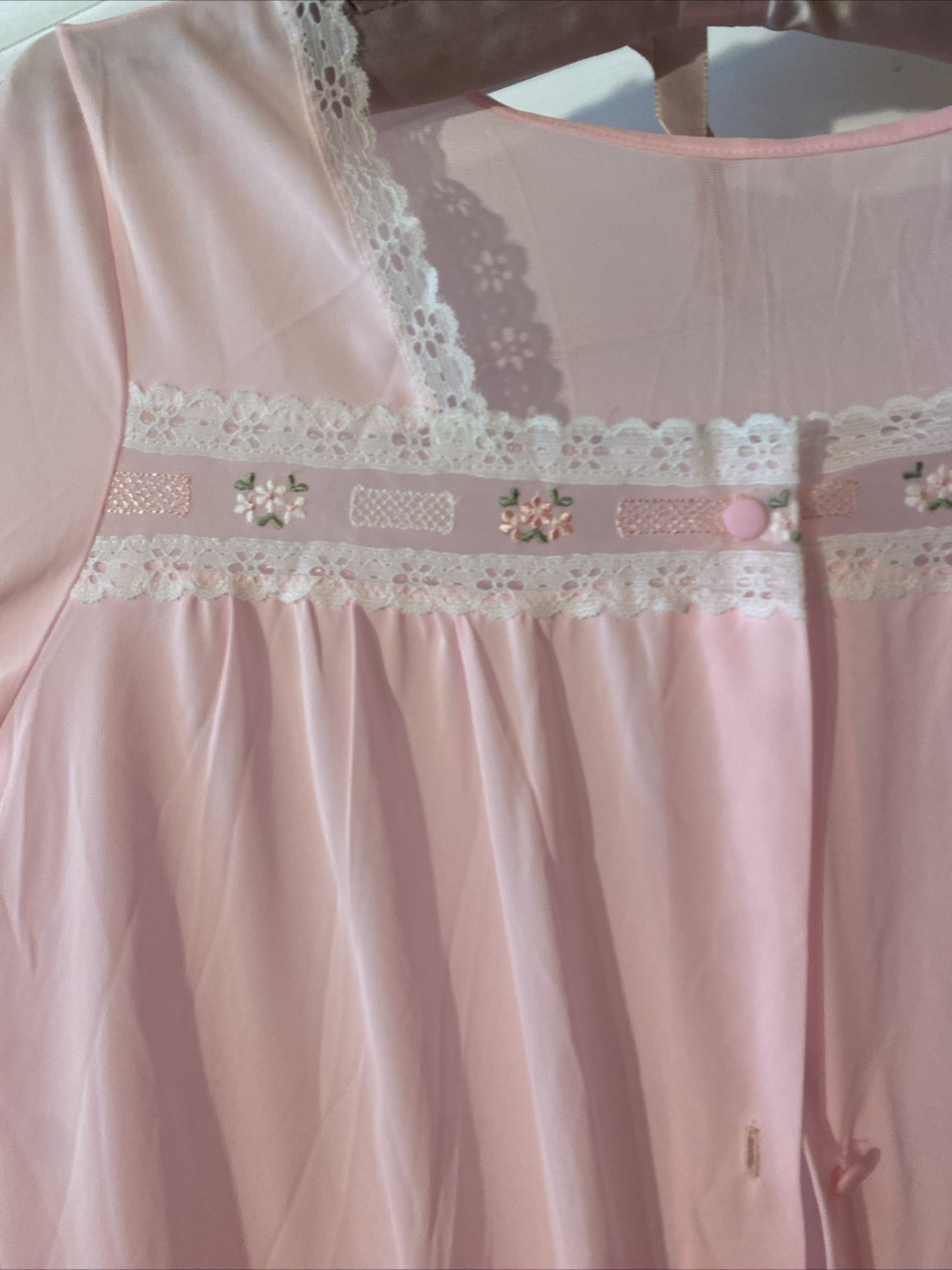Vintage Pink Night Gown Robe Lace Embroidery Nylon Med