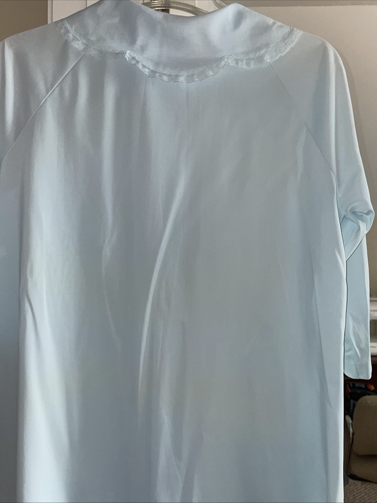 WOMAN’S VINTAGE SHADOW LINE SHADOWLINE Small Blue BUTTON UP SILKY GOWN