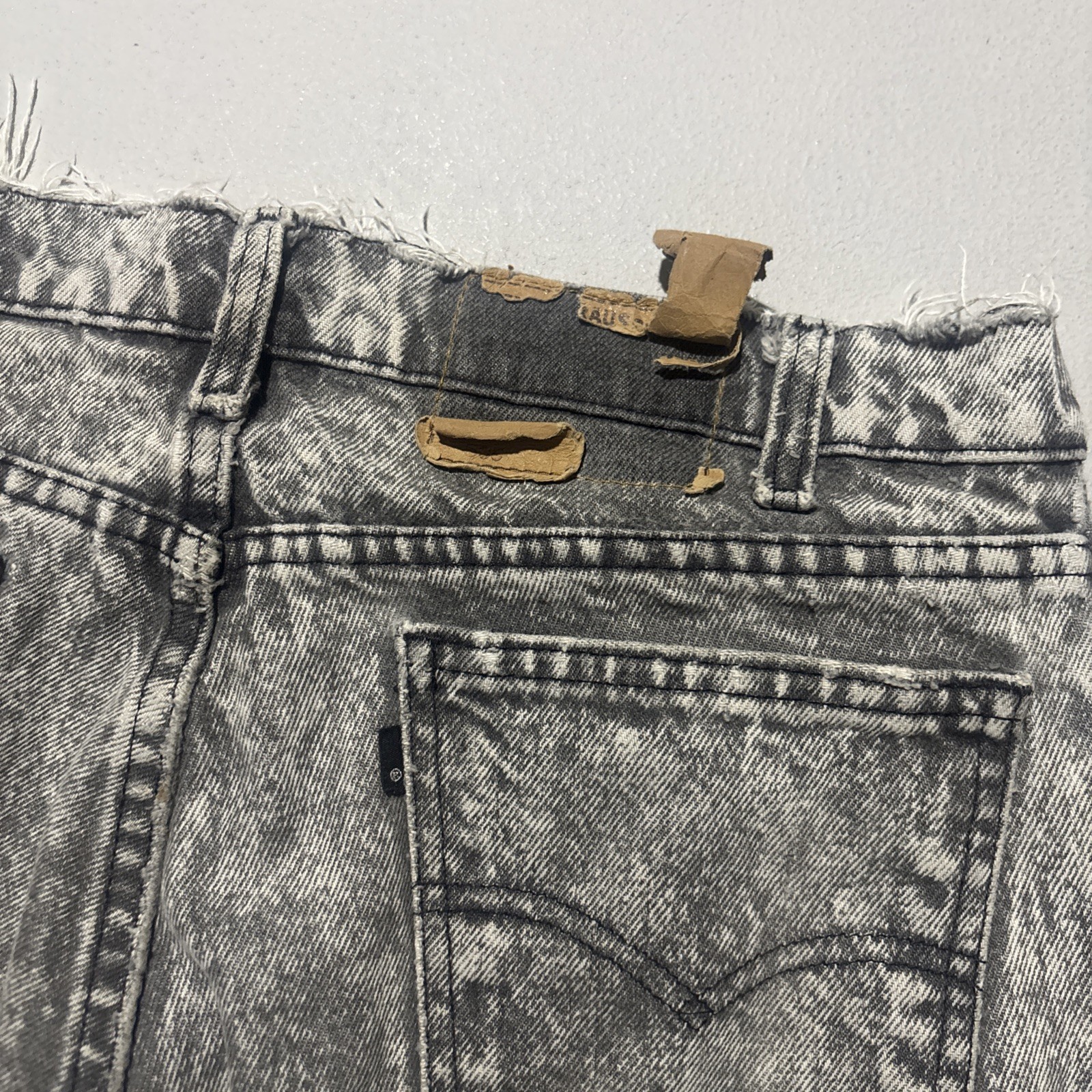 Vintage 80’s Levi’s 32 Black Acid Washed Denim Cutoff Shorts Raw Hem USA