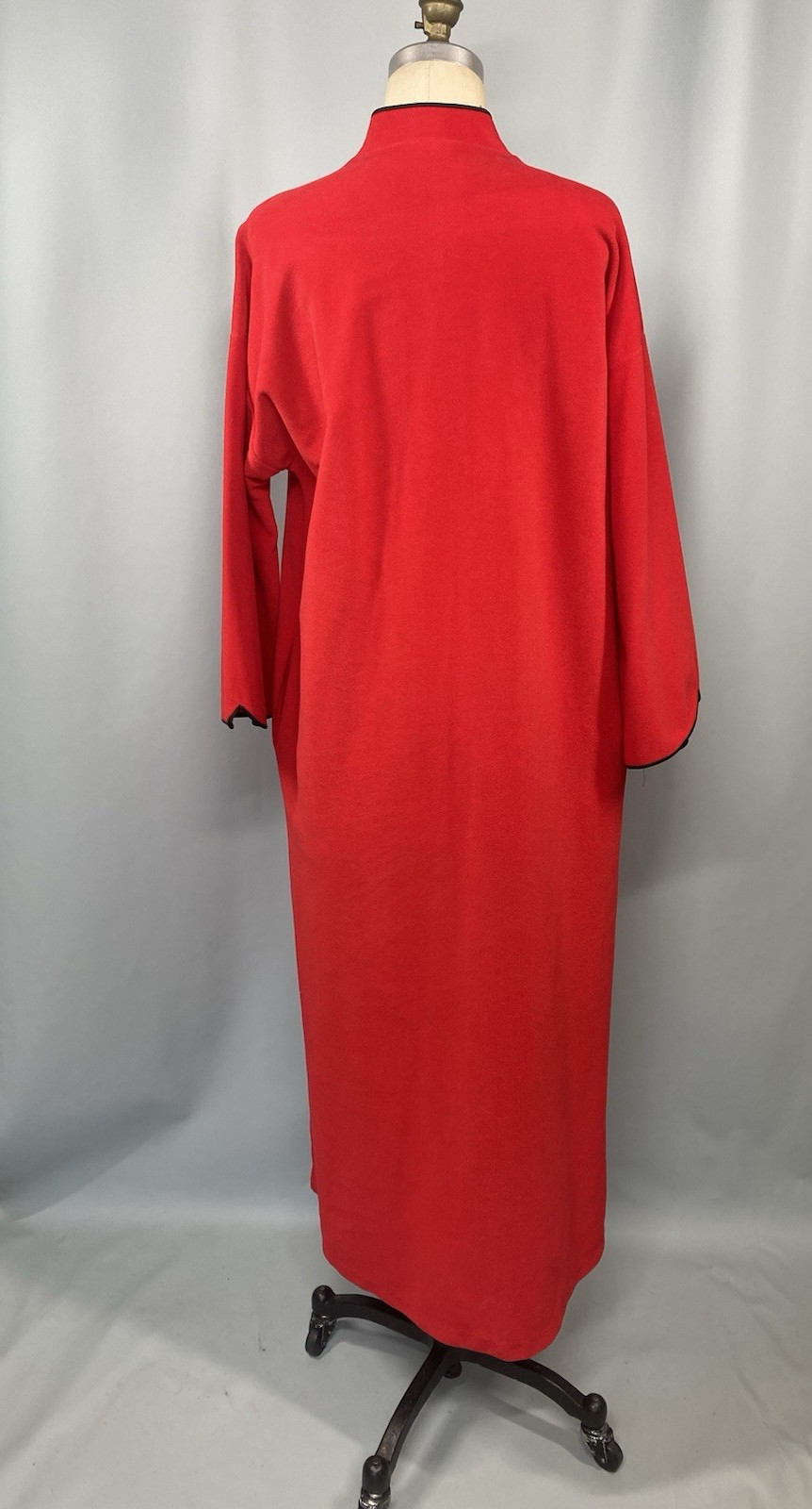 Vintage Women’s Robe SIZE MEDIUM red black velour HEIRESS 70s 80s long high neck
