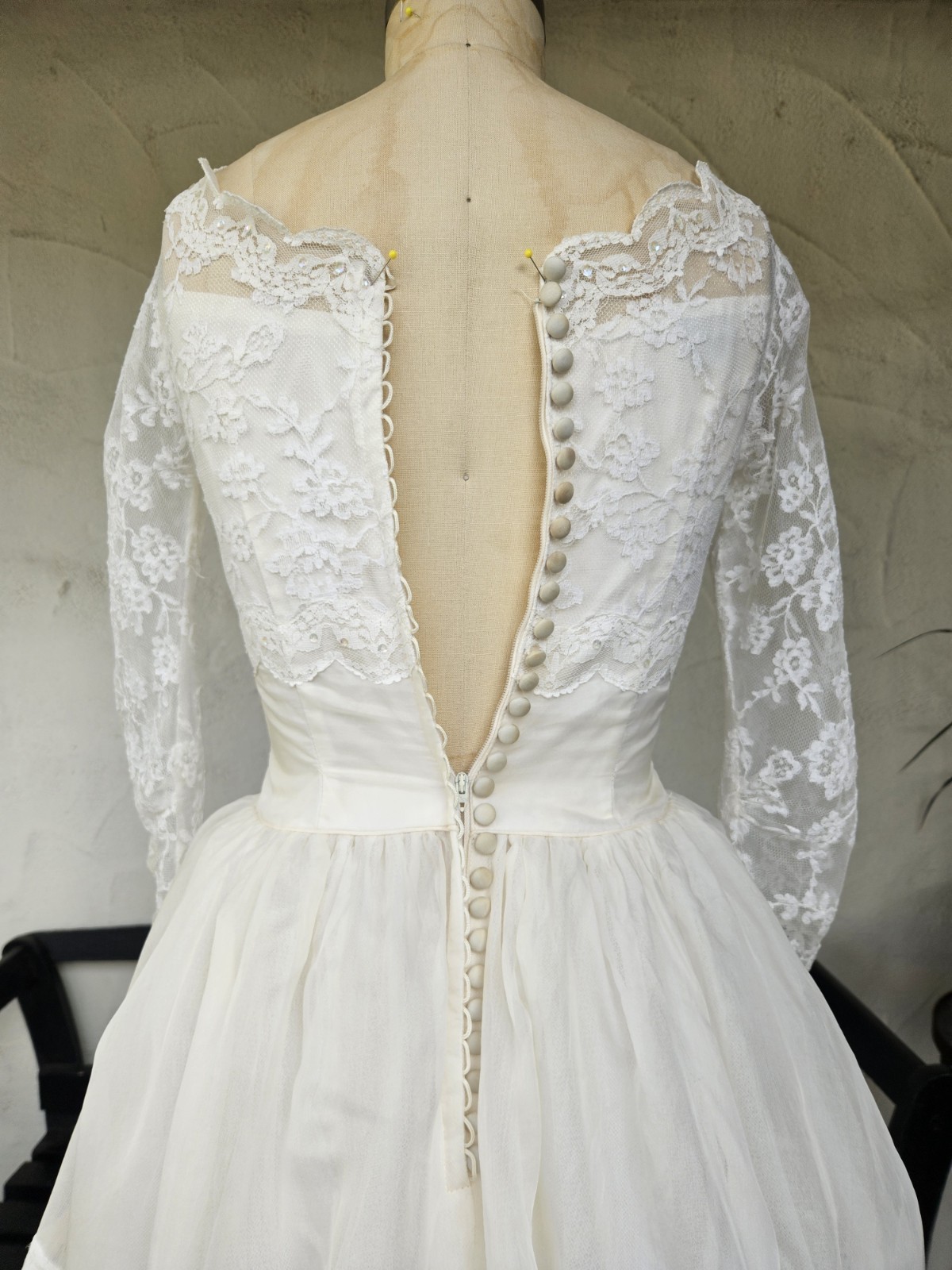 Vintage 1950s Silk Wedding Dress Cinderella Ballgown Lace Sleeves Basque Waist M