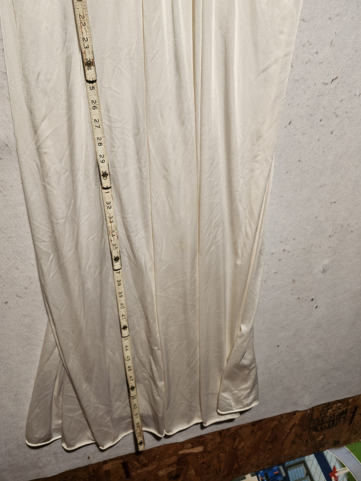 Vintage Vanity Fair Goddess Nightgown Embroidered Size Large Made In USA