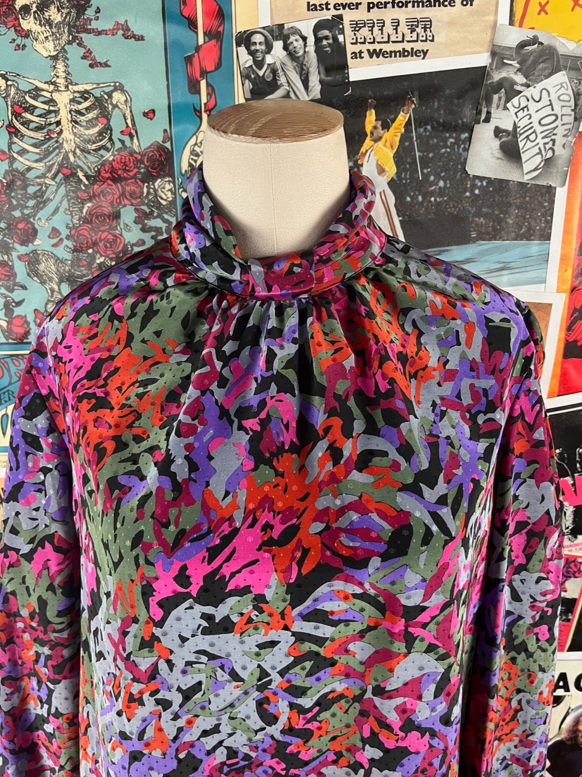 Vtg 90s Pink Multi-Color Abstract Print Long Sleeve Collared Blouse Top Medium