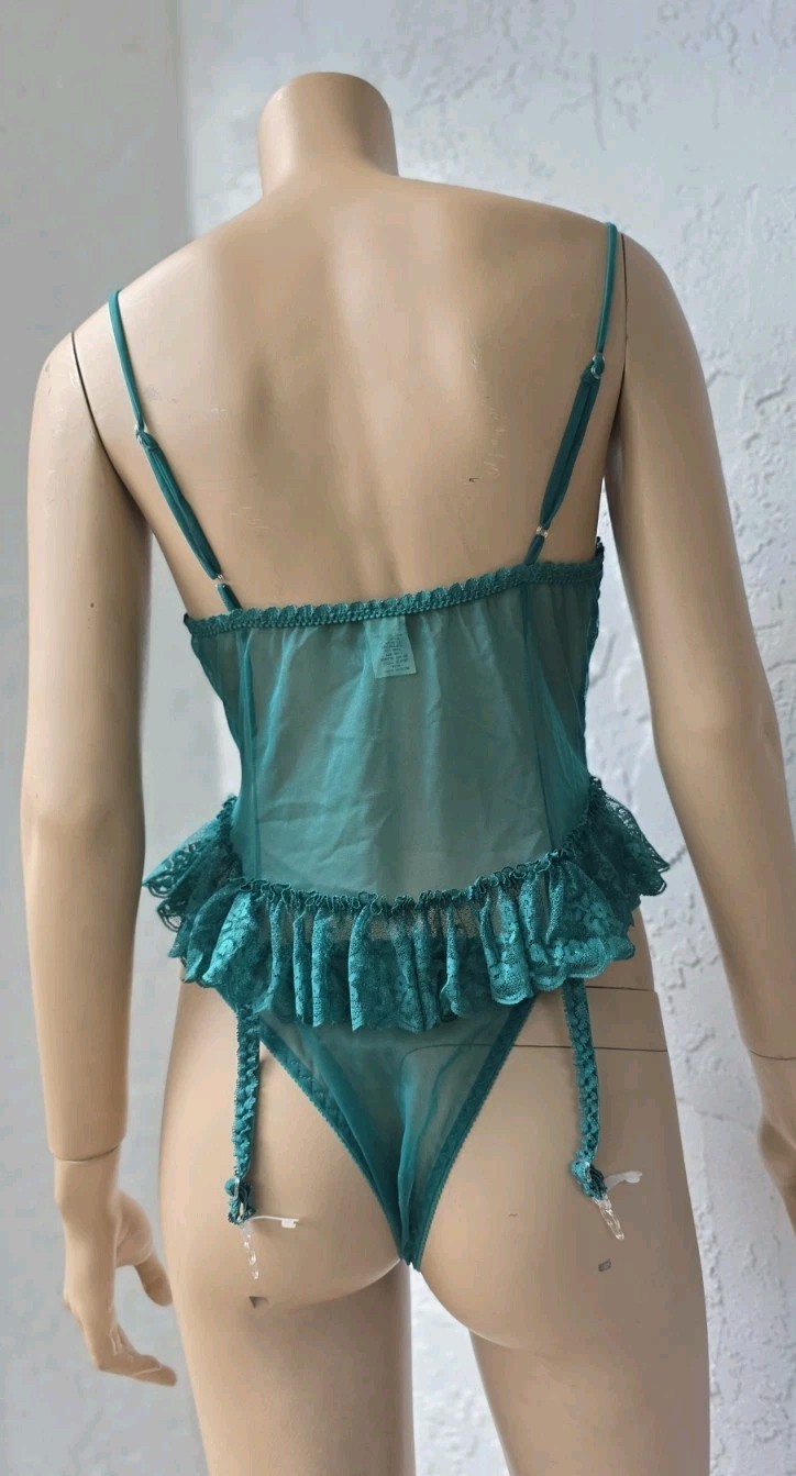 Vintage Andrea Kristoff for Escante Sheer Lace Green Ruffle Romantic Set Medium