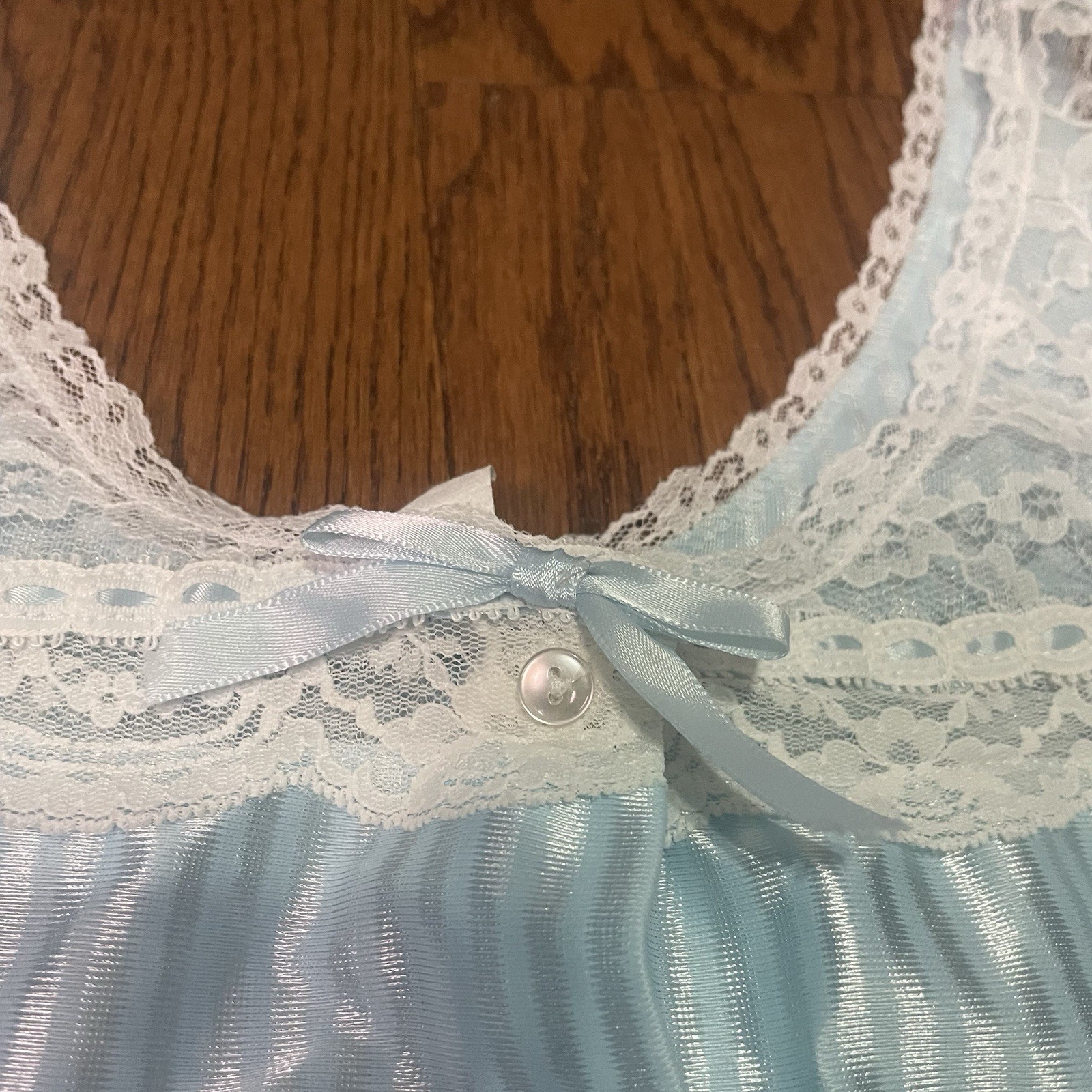 Vintage Fantasy Satin 2pc Lace Trim Sleepwear Size Small Made In USA Blue
