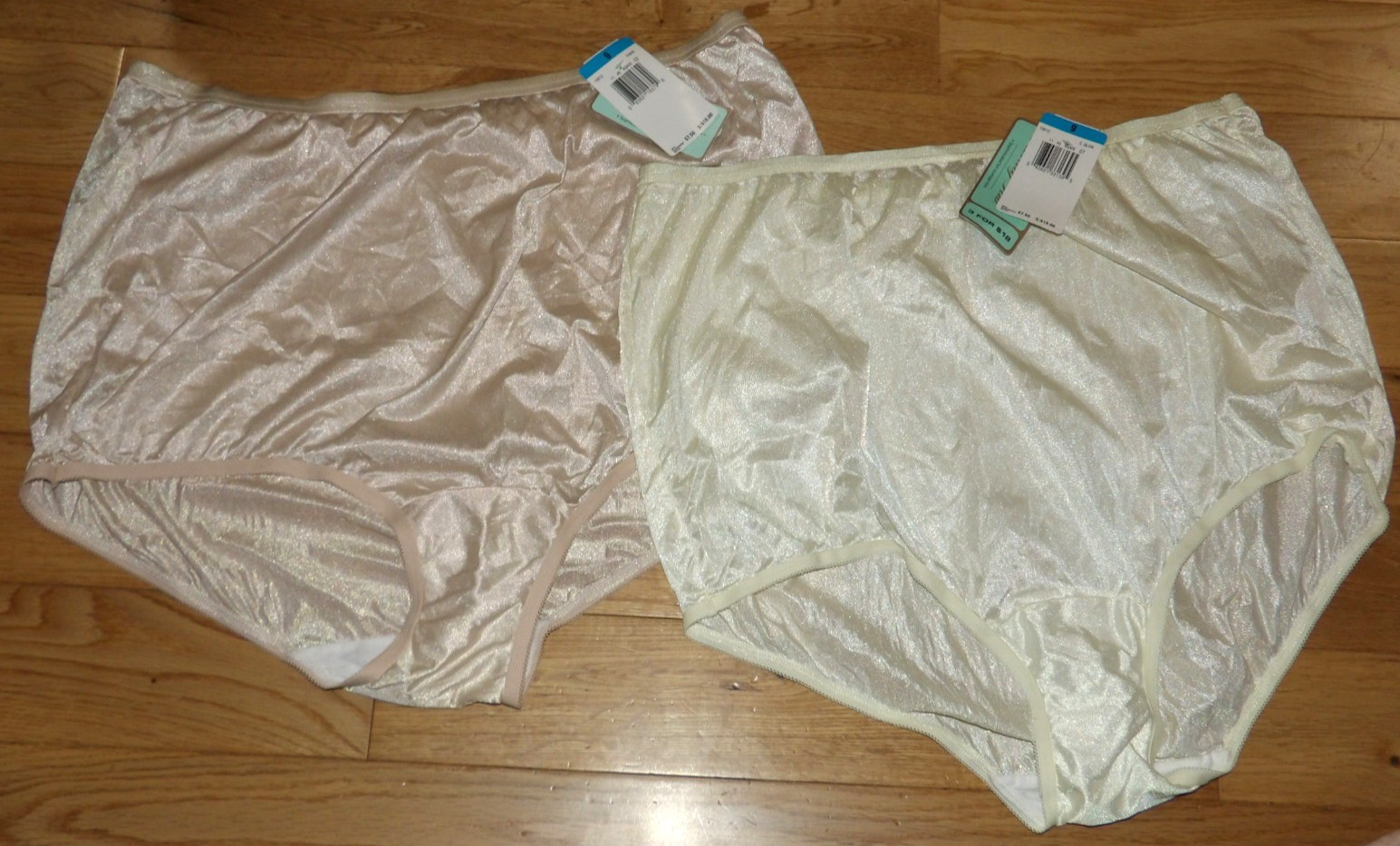 Vintage ? Granny Panties 2 Pair Brief Vanity Fair w/Tags Lingerie Panty Sz 9