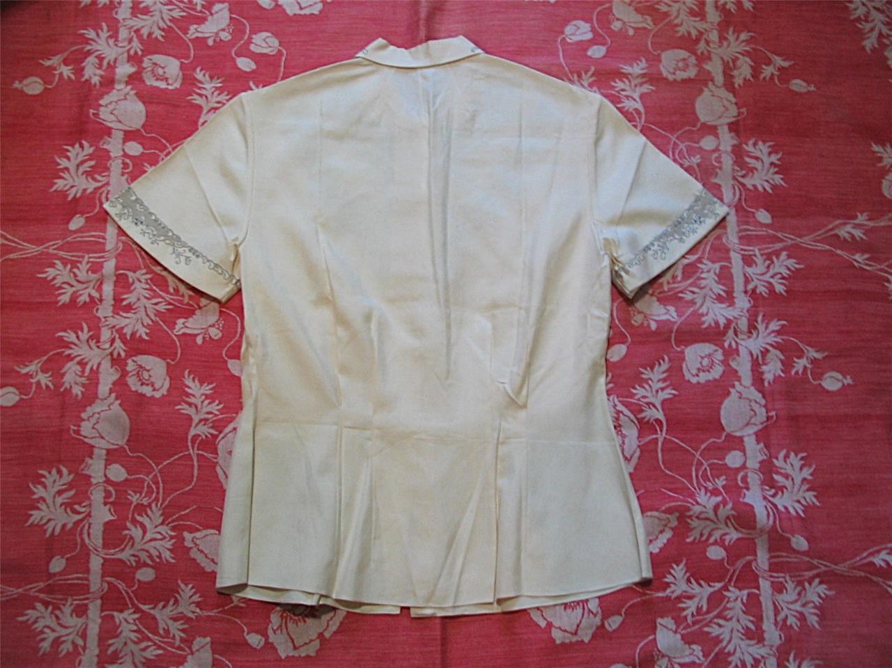 VINTAGE 1960S ~CREAM~LIGHT YELLOW~100% SILK BLOUSE~EMBROIDERY APPLIQUES~S~32-34