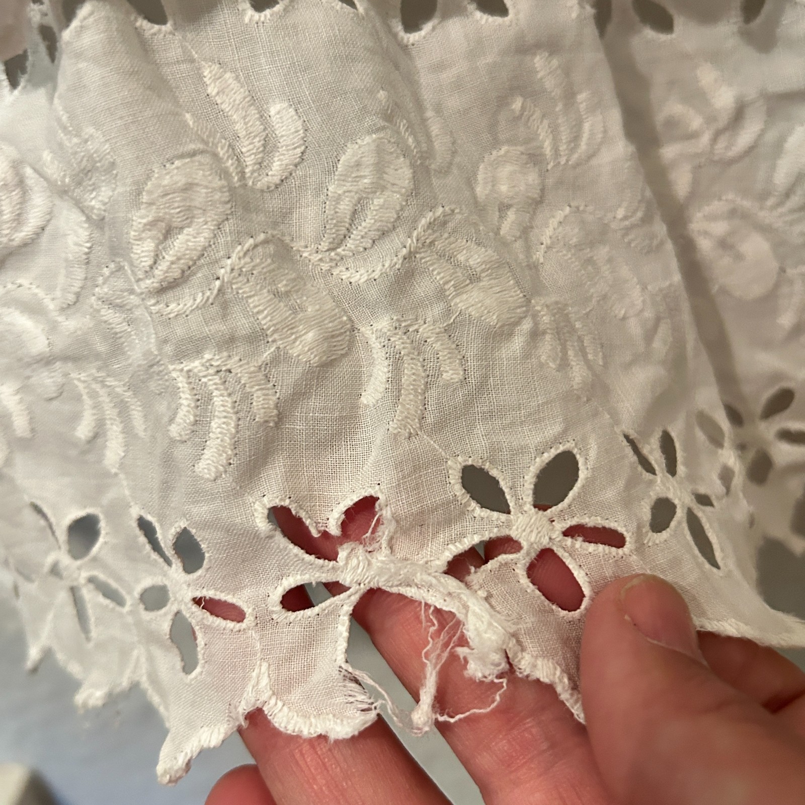 Antique Edwardian XXS White Cotton Eyelet Lace Lawn Skirt Petticoat 22″ Waist