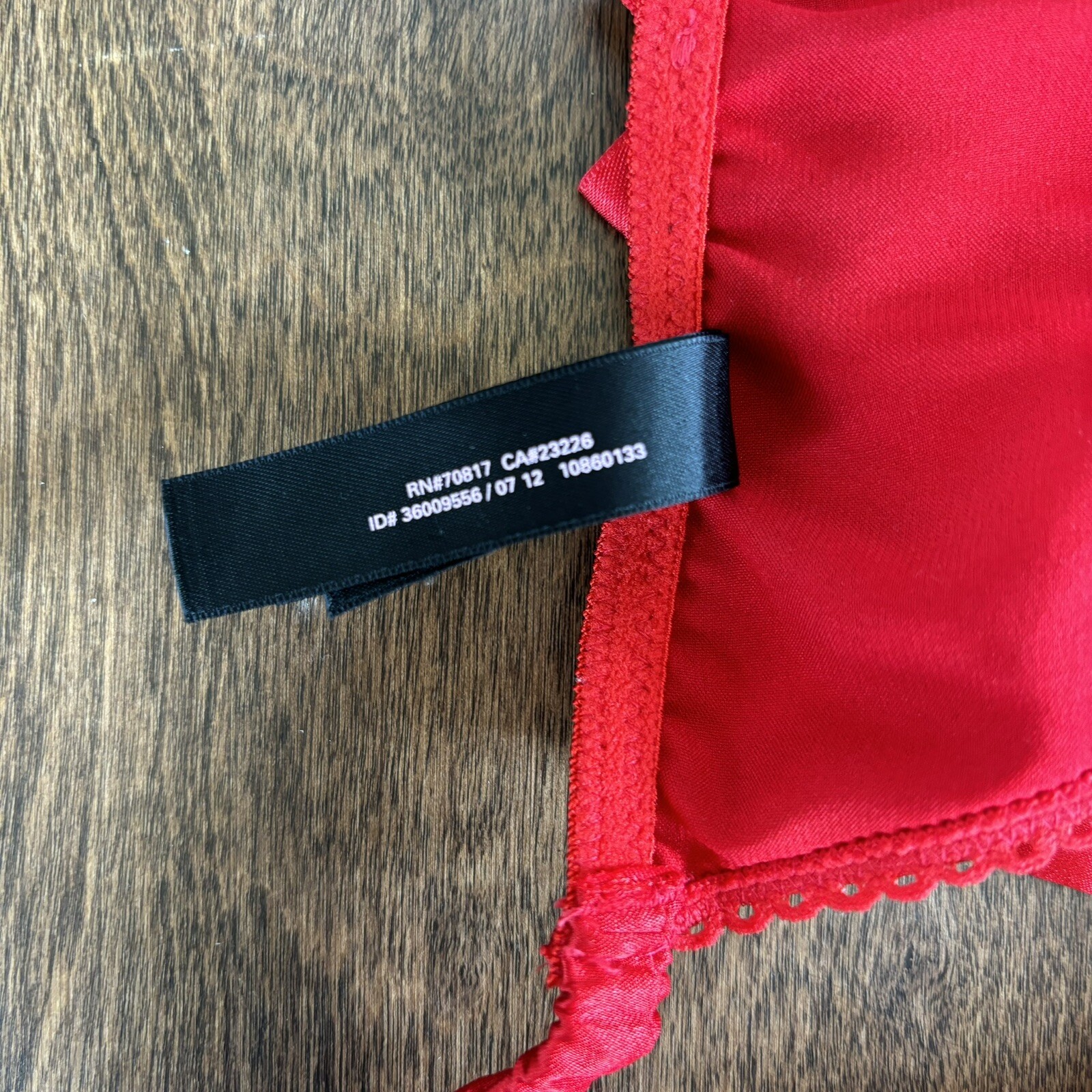 Victorias Secret Second Skin Red Satin Rhinestone Bow V String Panty Medium NWOT