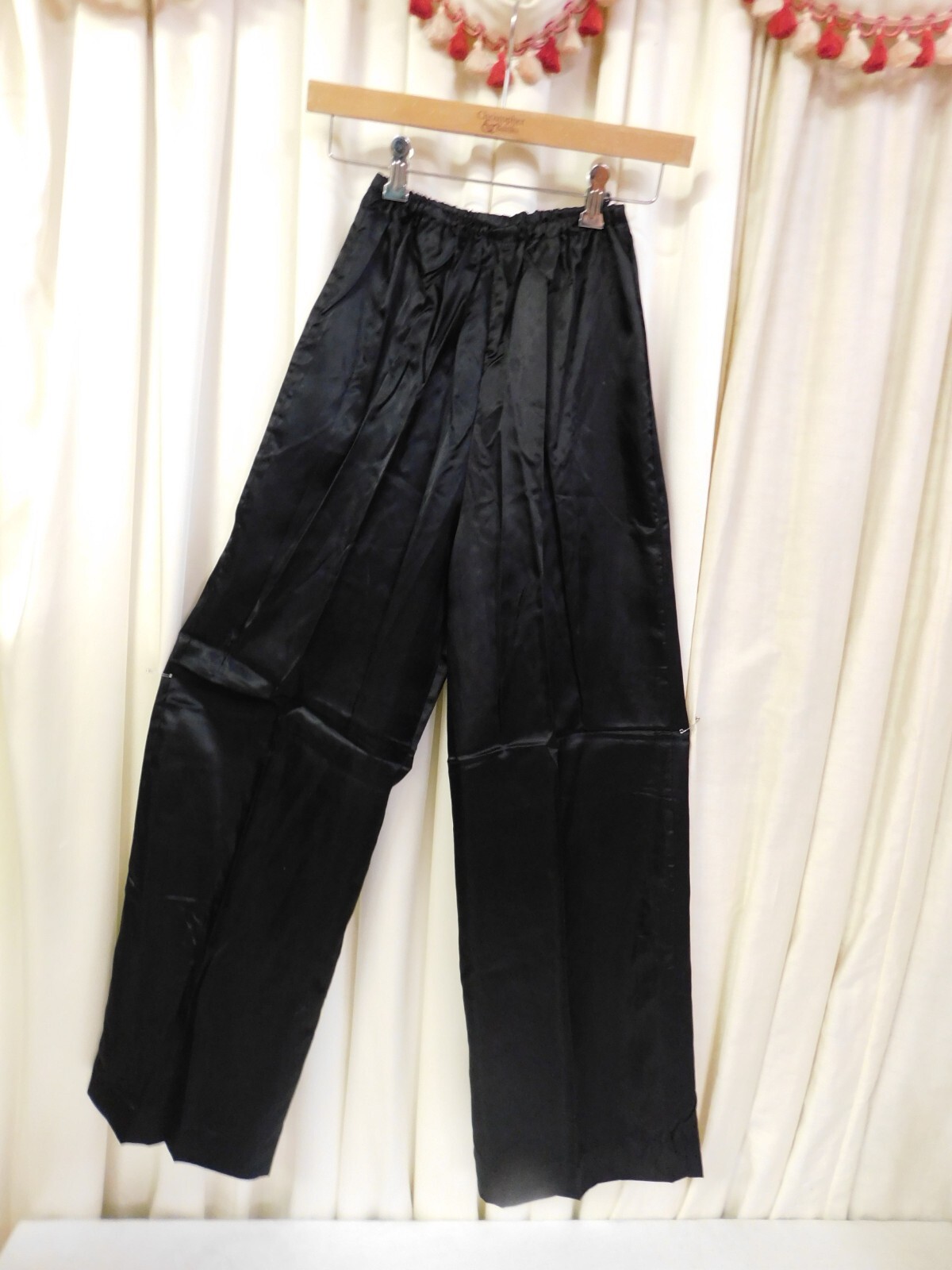 Vintage Black Satin Elastic Waist Pants 28″ Inseam Small )*