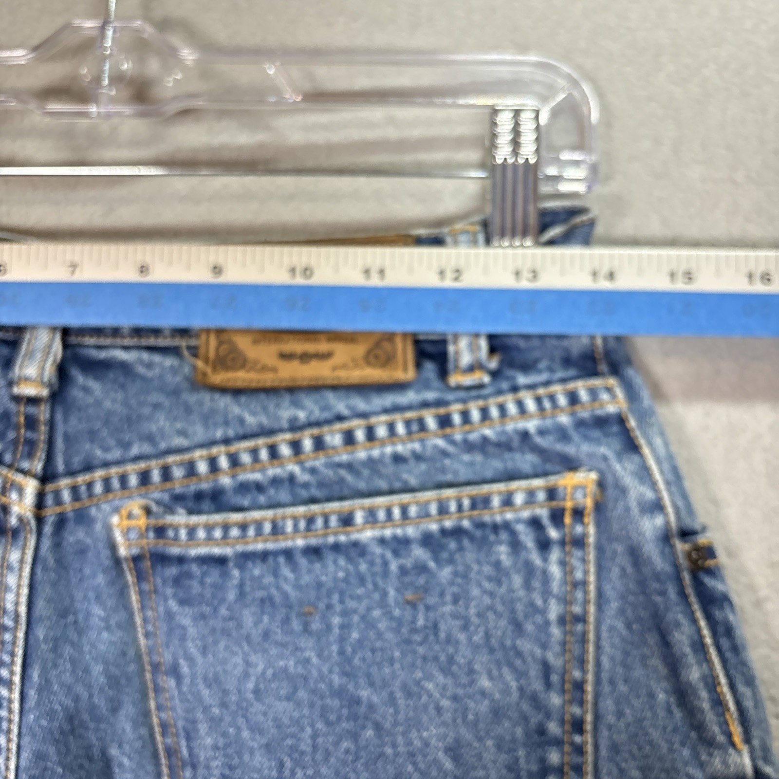 Paris Sport Club Vintage High Waisted Mom Jean Medium Wash Tapered Leg 90s Sz 11