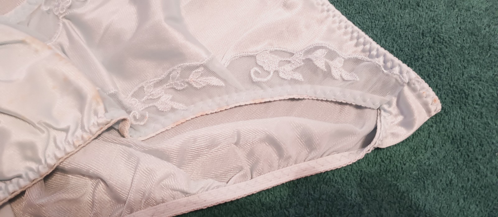 GREENCO MAID VINTAGE PANTIES sz 6 BLUE HI-CUT SATIN w-LACE ON LEGS-STAINS #17-11