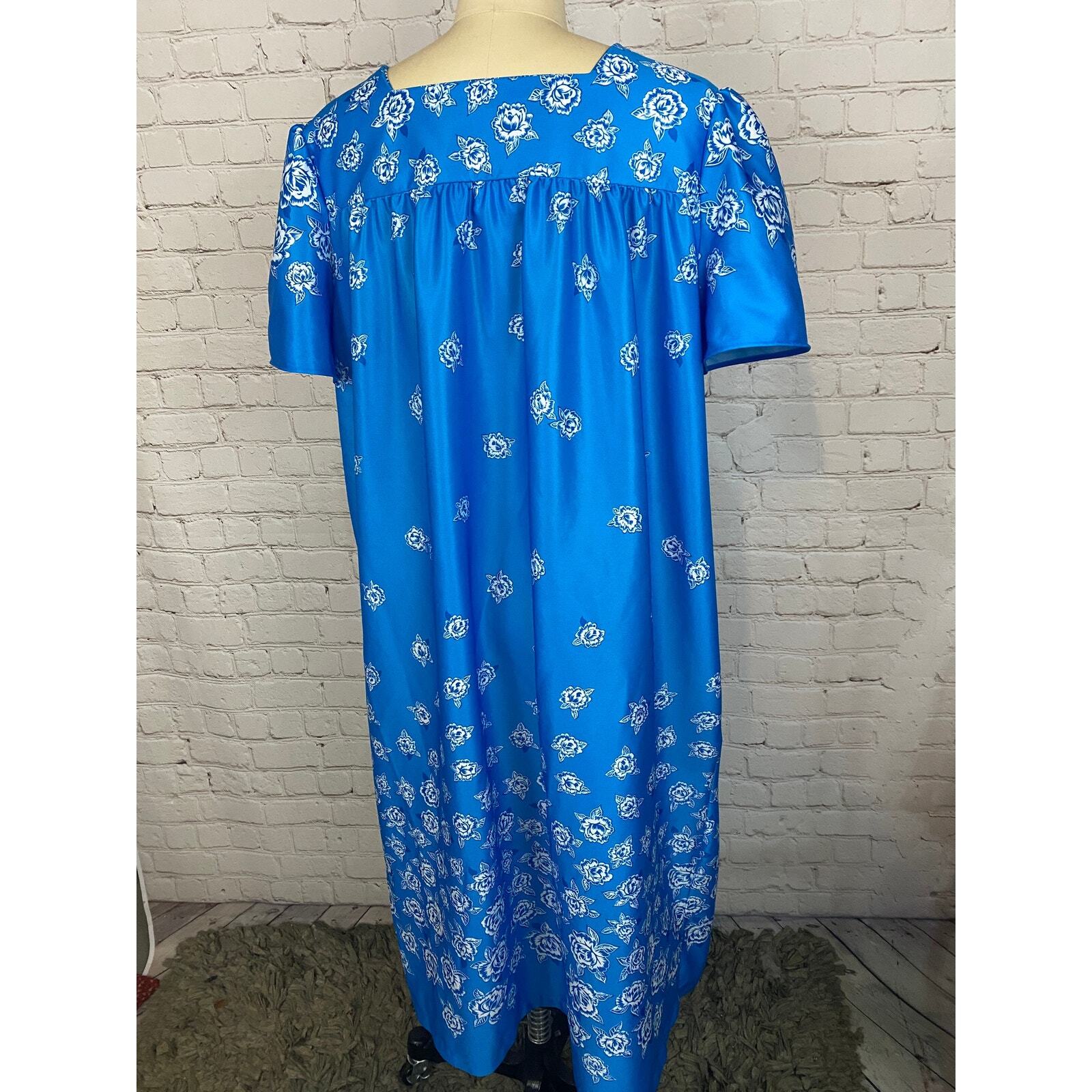 Vintage 80s Blue Flora Polyester Nap Dress Night Gown Small Medium Large