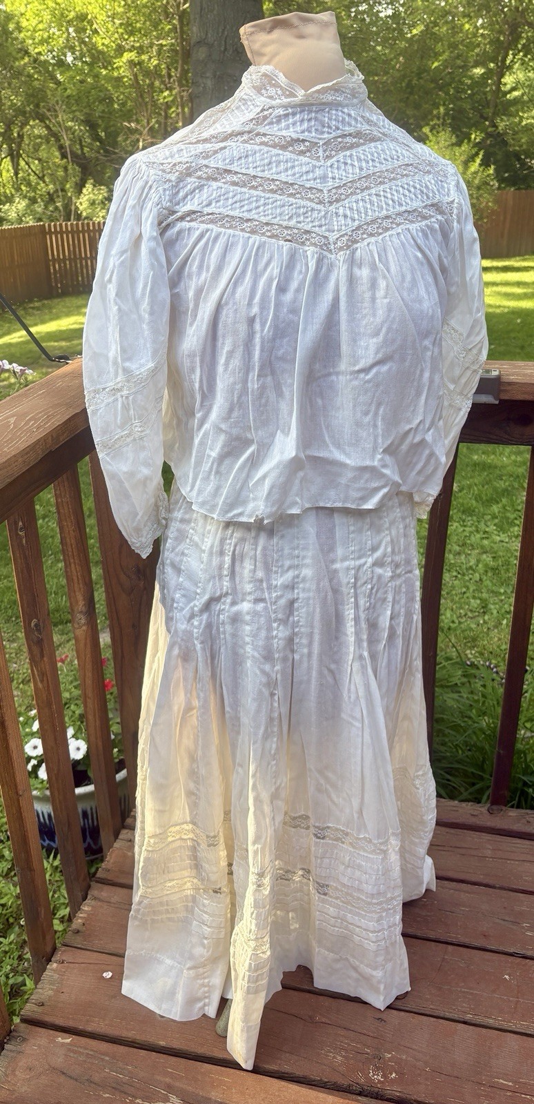 Antique Edwardian Wedding/Lawn/Tea Dress Ivory Cotton Lace Embroidery Small 2pc