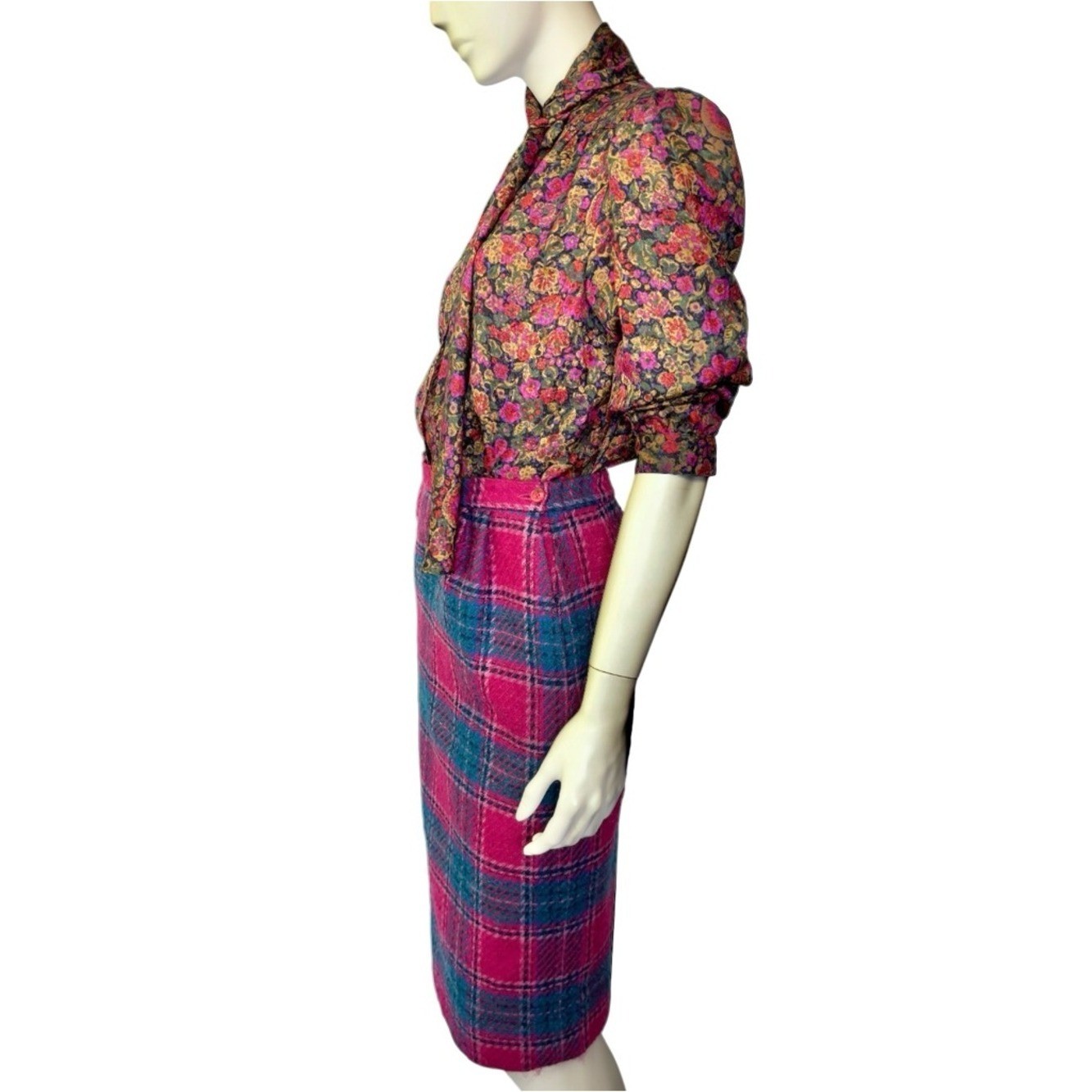 RARE Vintage Pendleton Classic Plaid Wool Blend Pencil Skirt in Fuchsia and Teal