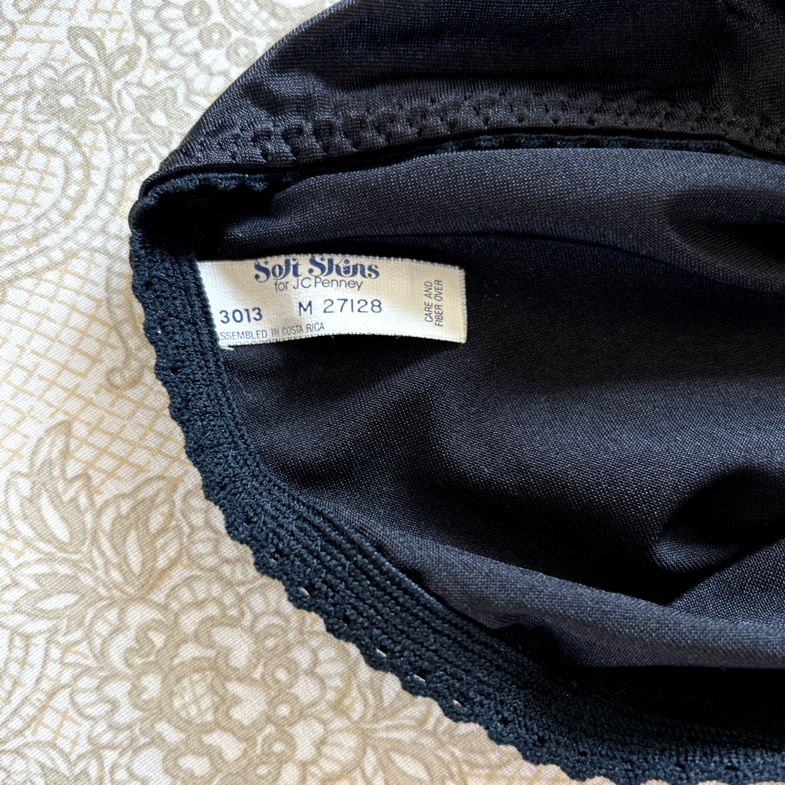 JC Penney Soft Skins Shapewear Light Control Black Panties Briefs Size Med NWOT