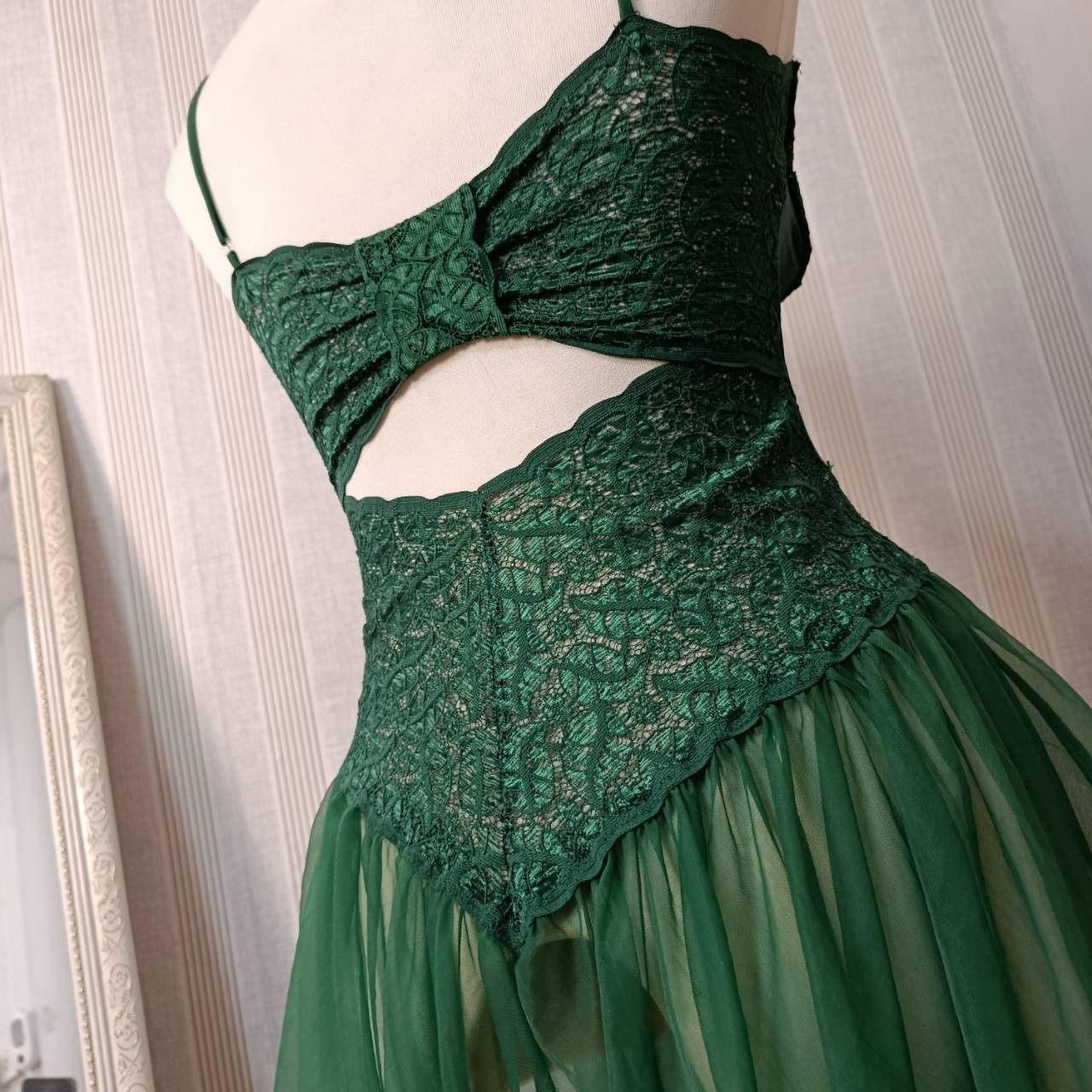 VTG 80s Empire Intimates Green Mesh Babydoll Nightgown Cutout Back Made in USA M