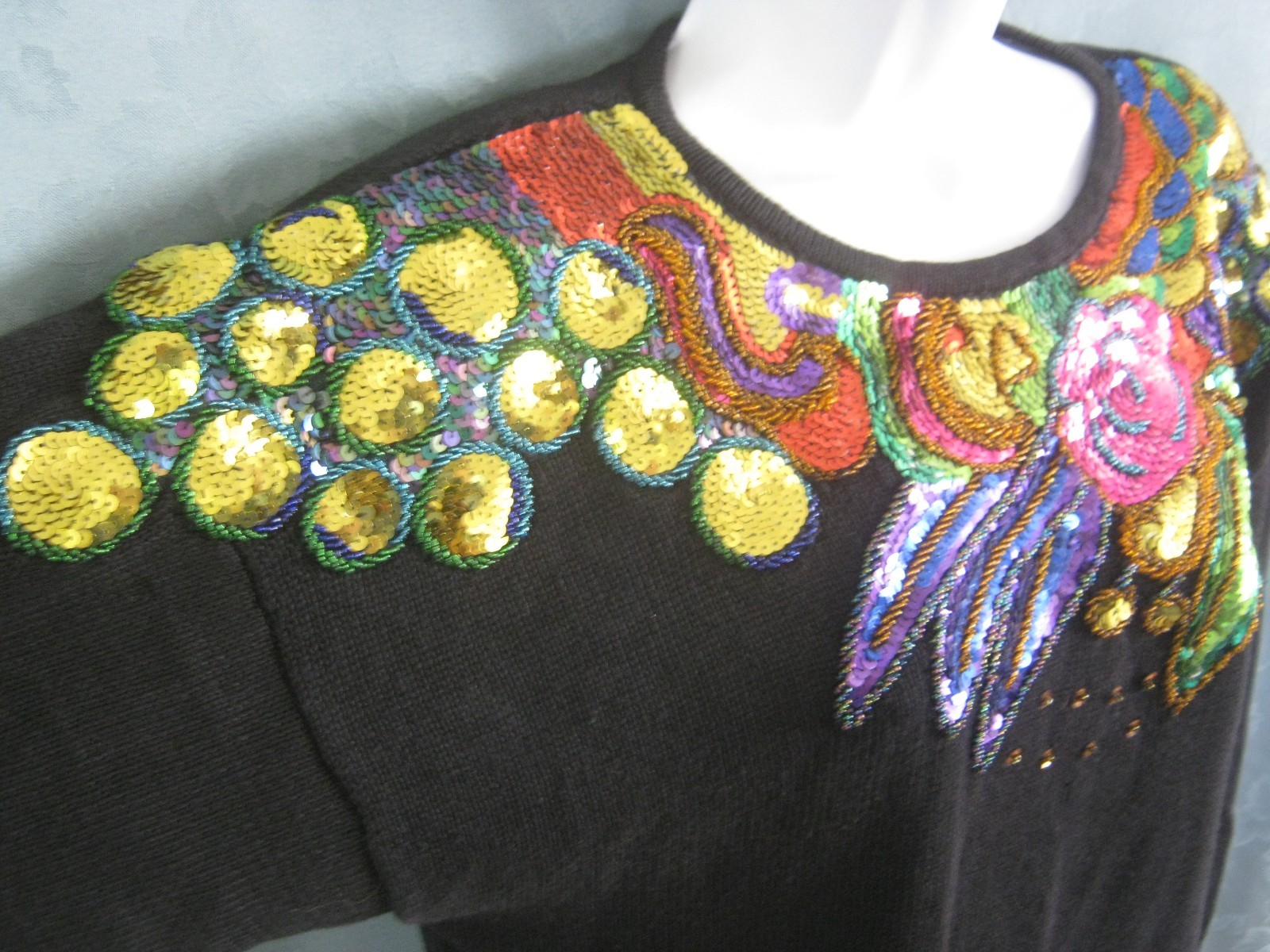 VTG Victoria Harbour Sweater Size Small Sequins Trophy Glam Evening
