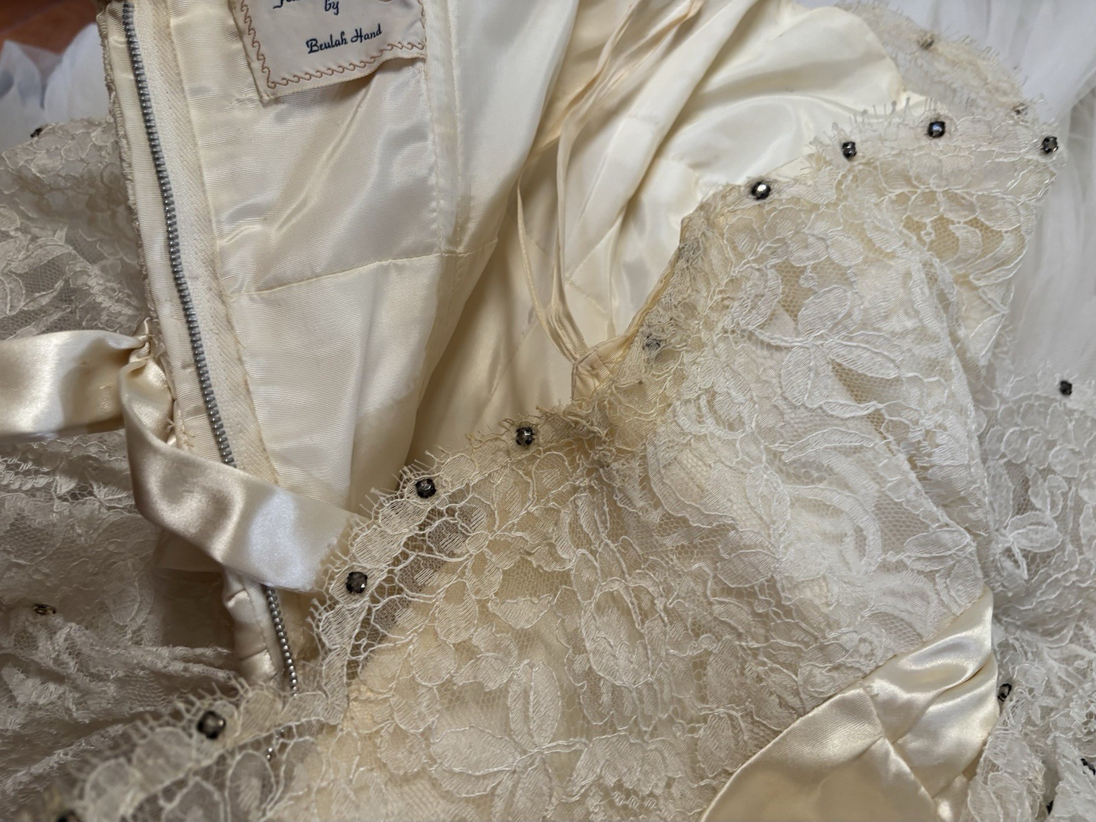 Vtg 1950s Ivory Lace Tulle Bridal Prom Dress Wedding Gown Petticoat Rhinestones