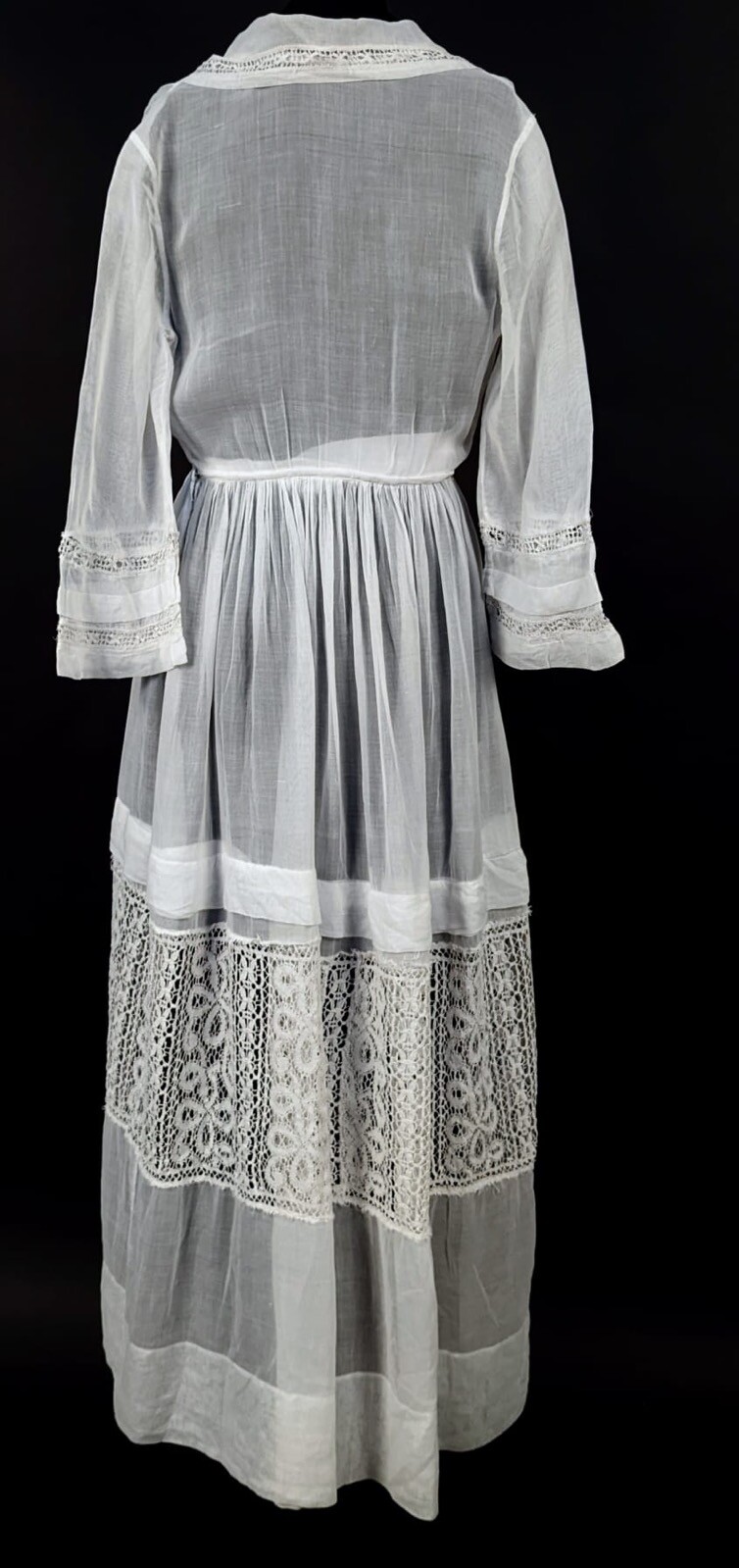 EDWARDIAN TEENS WHITE MUSLIN DRESS W LACE INSERT TOP & SKIRT