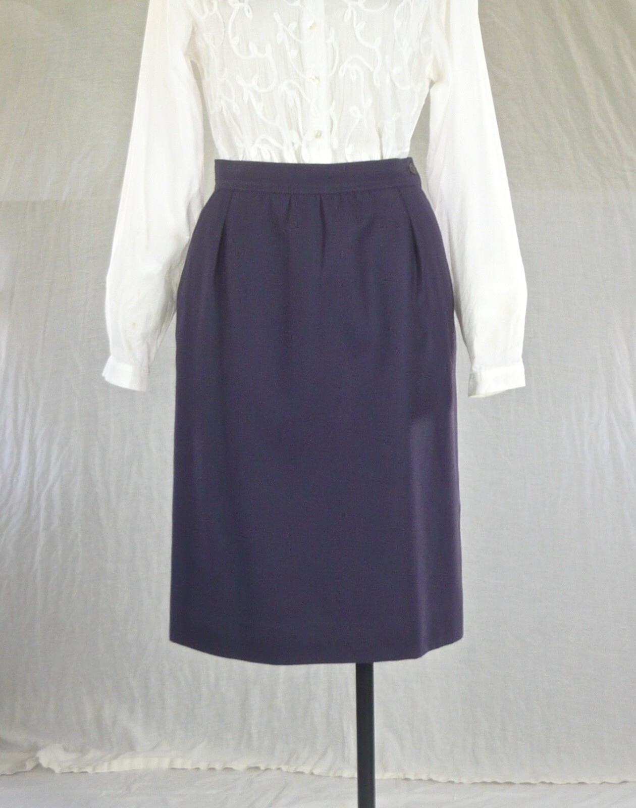 YVES SAINT LAURENT vintage 70s NAVY WOOL SKIRT French style deluxe 6
