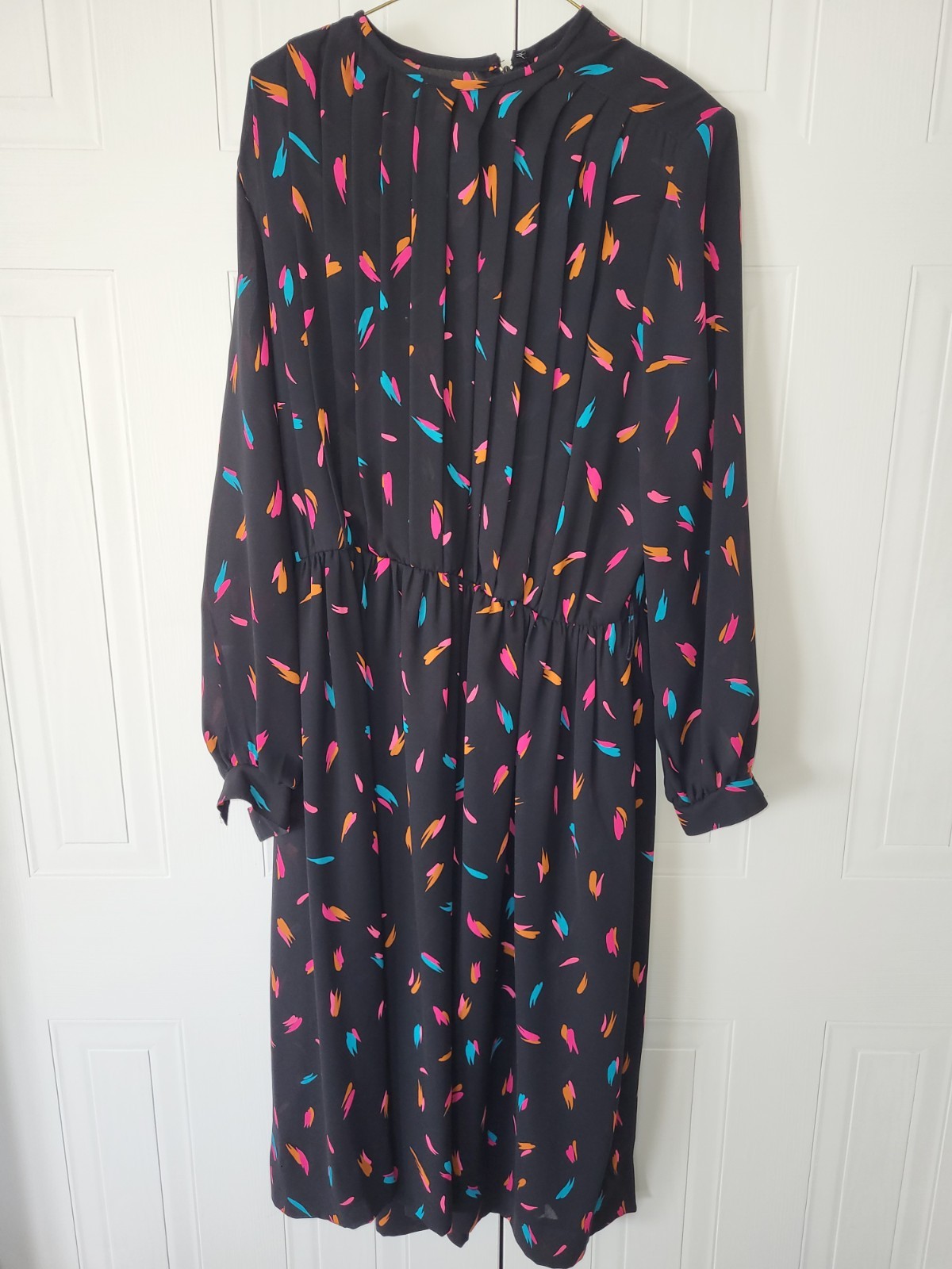 Henry Lee Green Vintage 80s Pleated Dress with Belt and Scarf Neck Tie Size 12