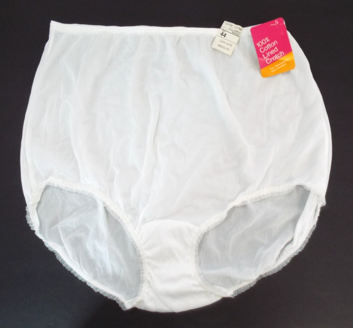 Vintage 1970s JC Penny White Sheer Nylon Granny Panties New Tags 44 Ruffle Lace