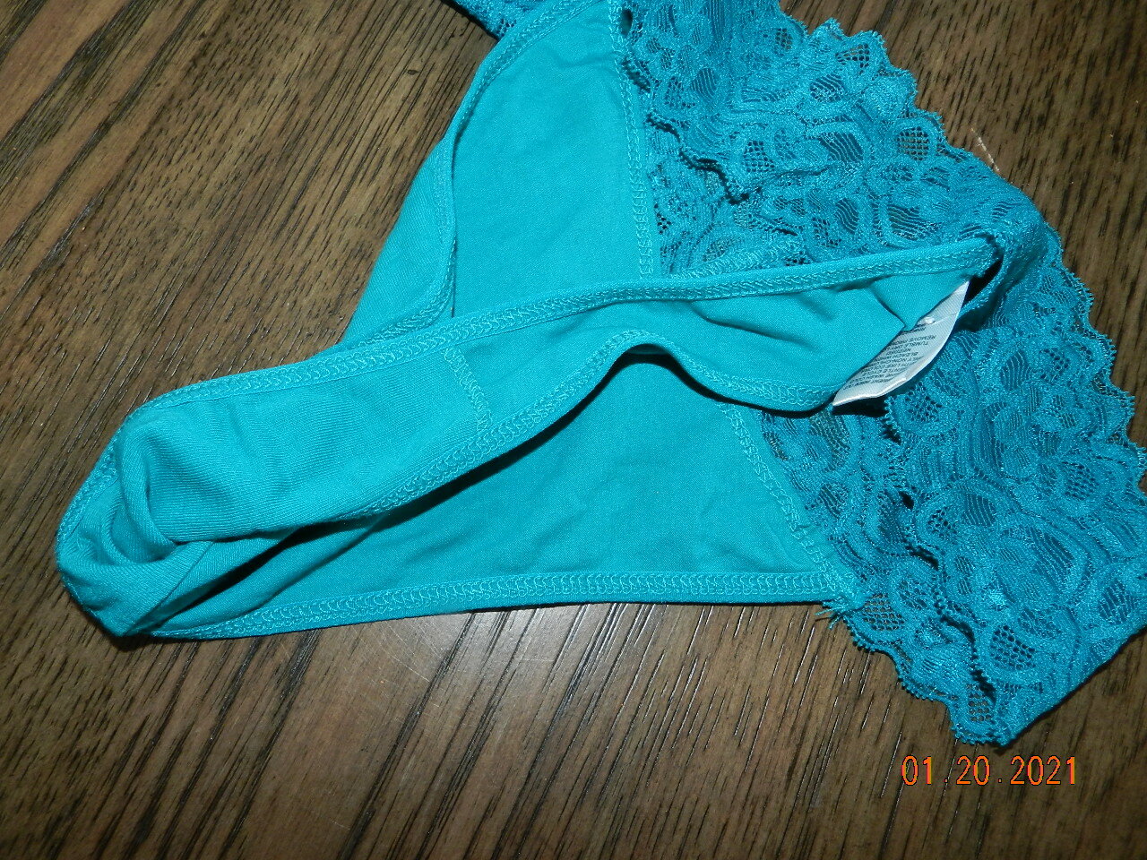 XL VINTAGE 80’S NEW YORK & COMPANY LACE WOMEN’S Thong teal